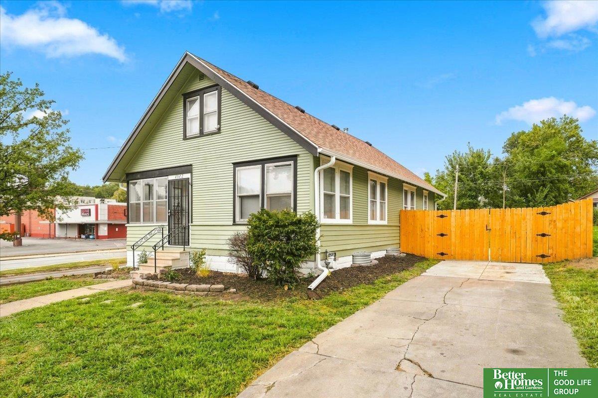 Photo of 4562 Charles Street Omaha NE 68132