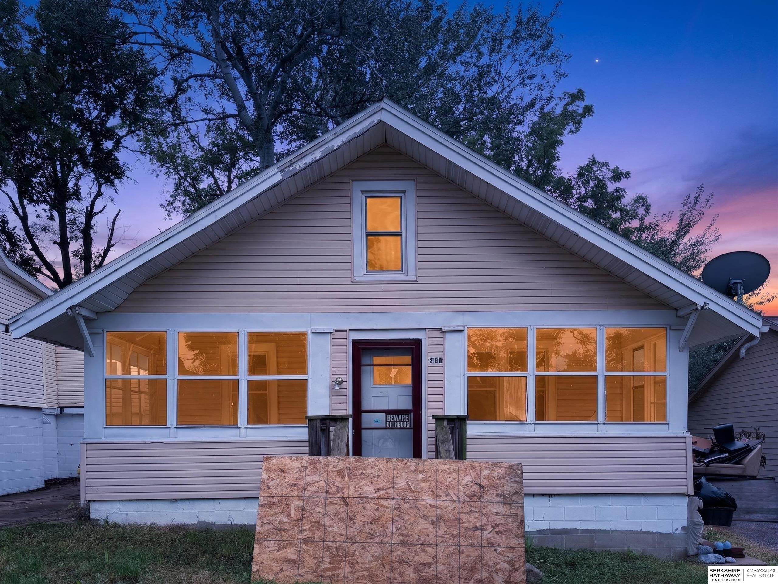 Photo of 3611 Seward Street Omaha NE 68111-0000