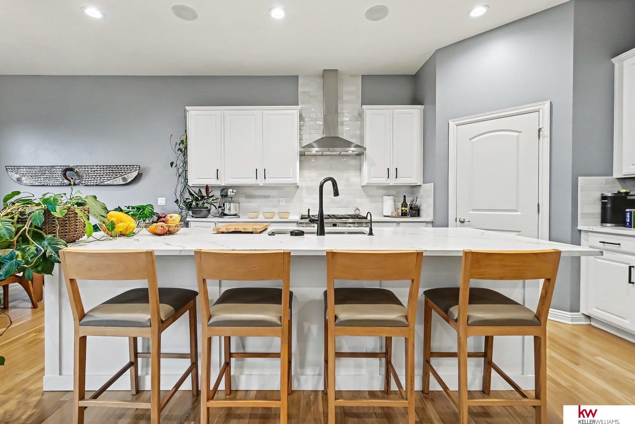Photo of 17219 Howard Plaza Omaha NE 68118