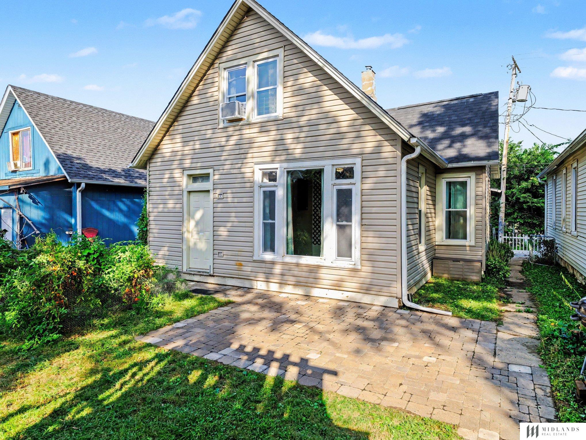 Photo of 107 Stanford Circle Omaha NE 68108