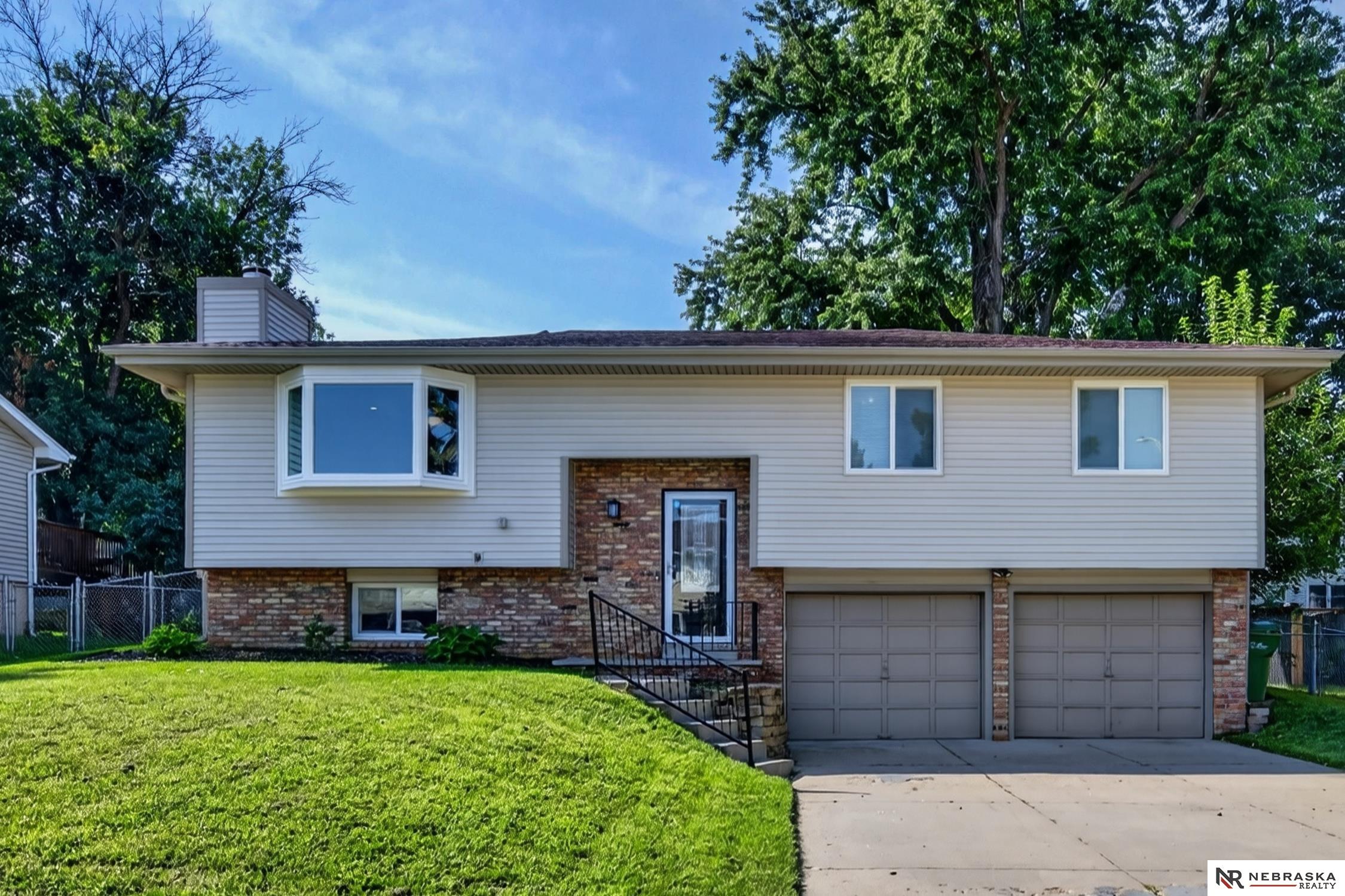 3405 Redwing Drive, Bellevue