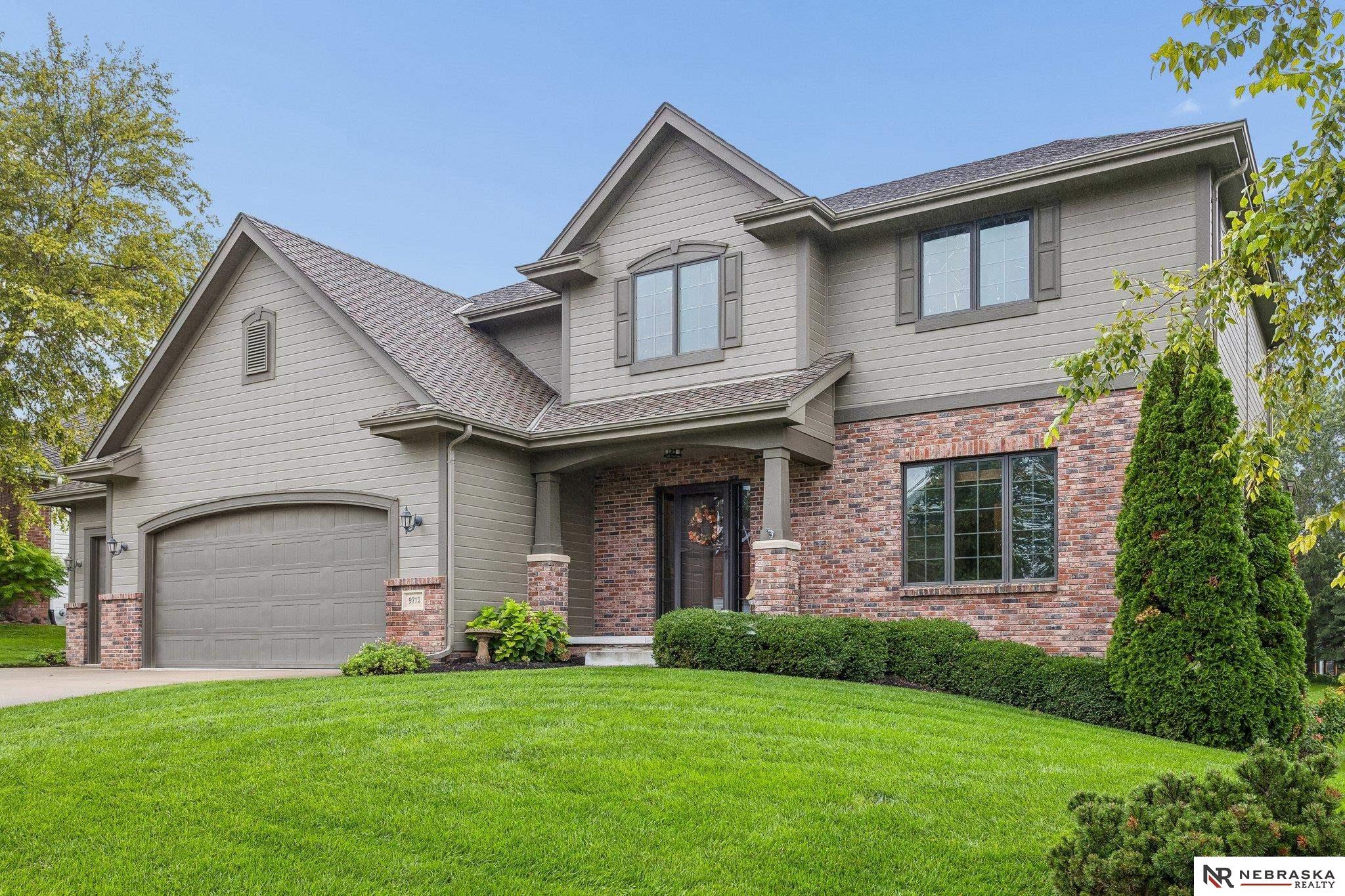 9712 S 176th Street, Omaha