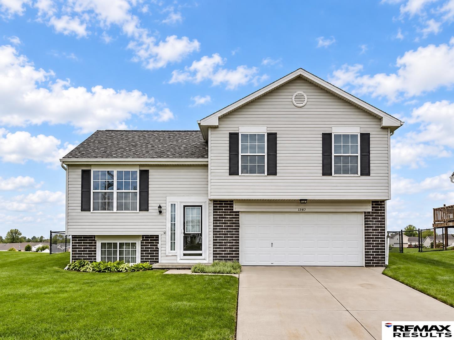 Photo of 14412 Canyon Drive Bellevue NE 68123