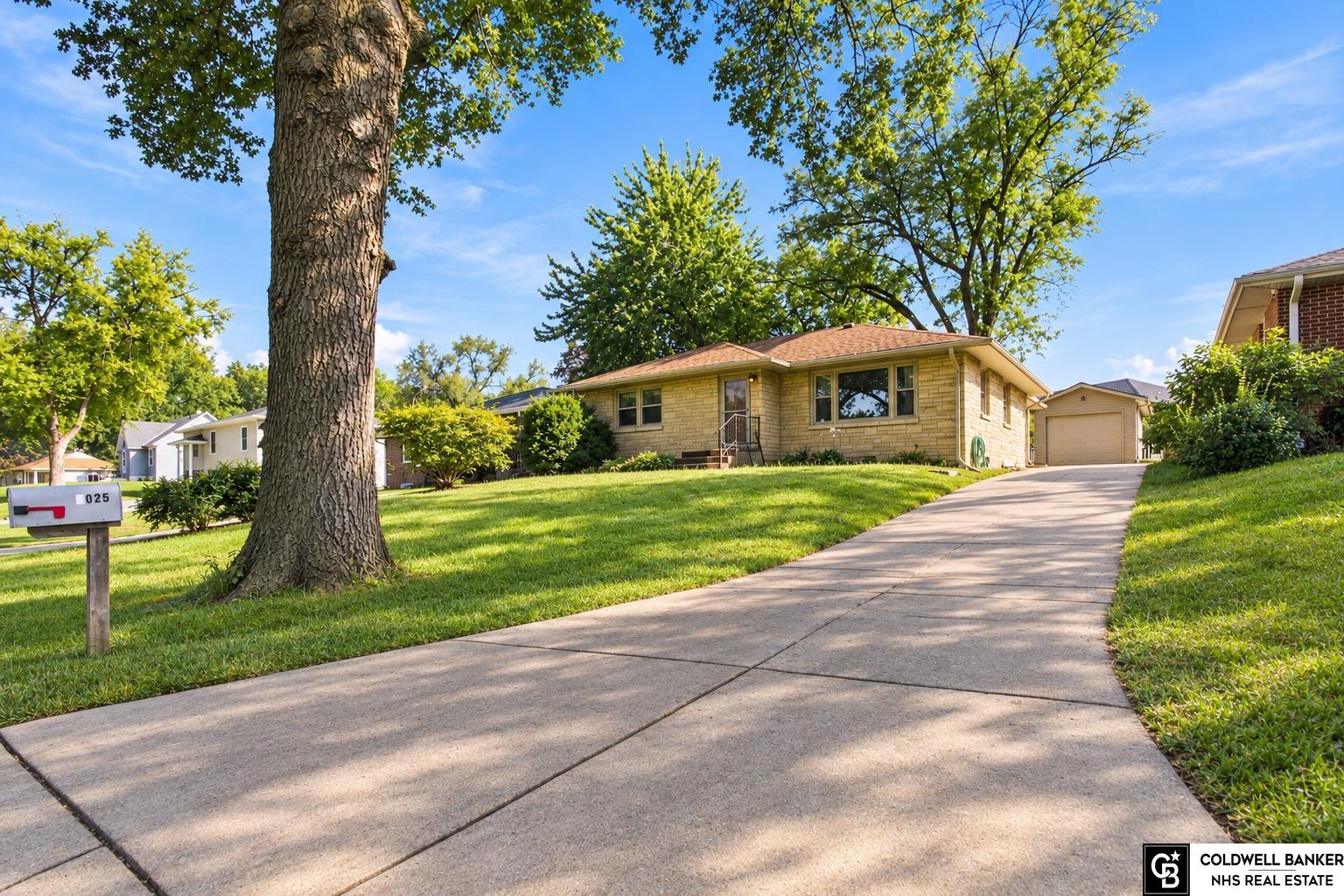Photo of 4025 J Street Lincoln NE 68510