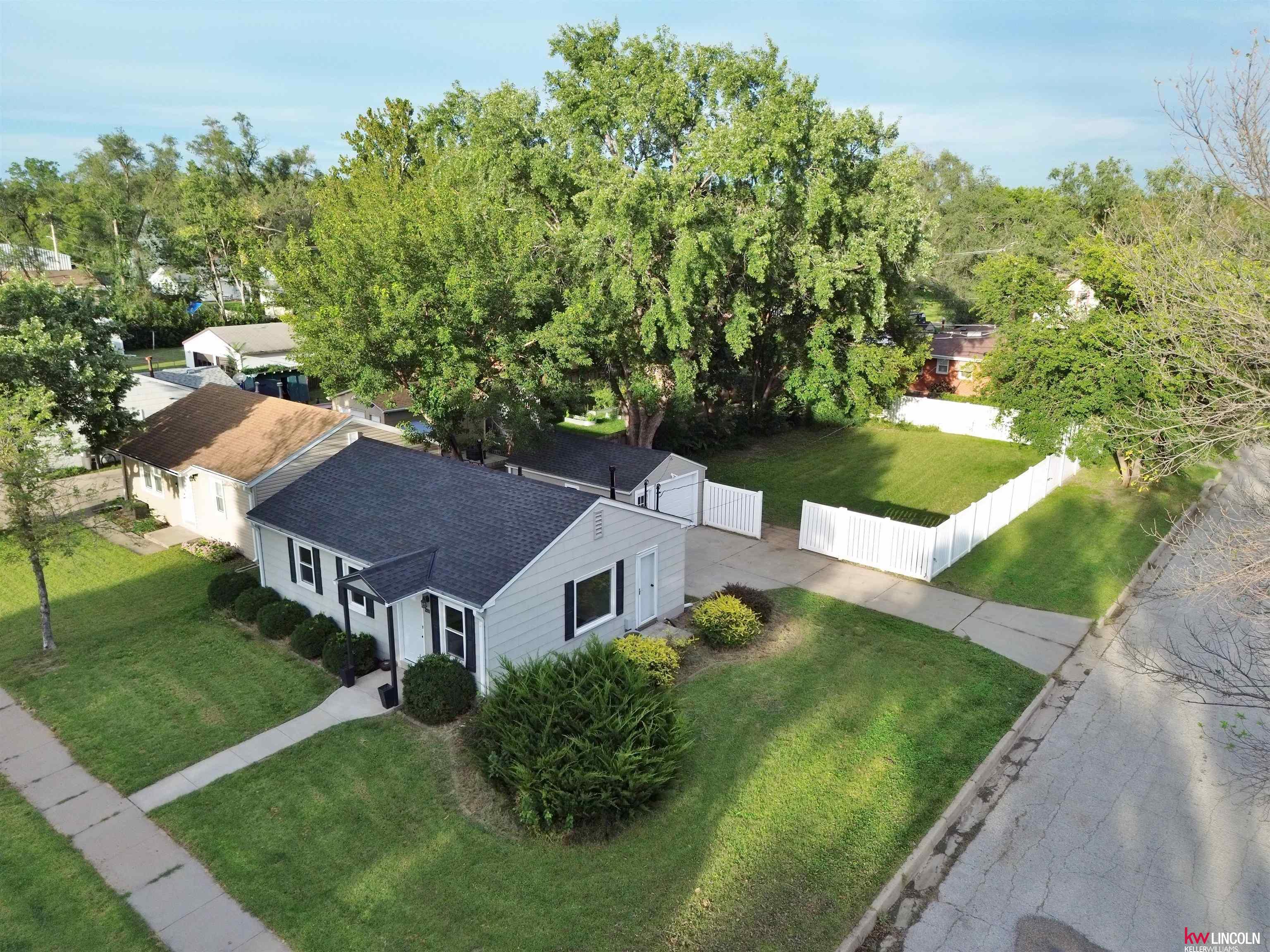 2900 N 40th Street, Lincoln, Nebraska image 1