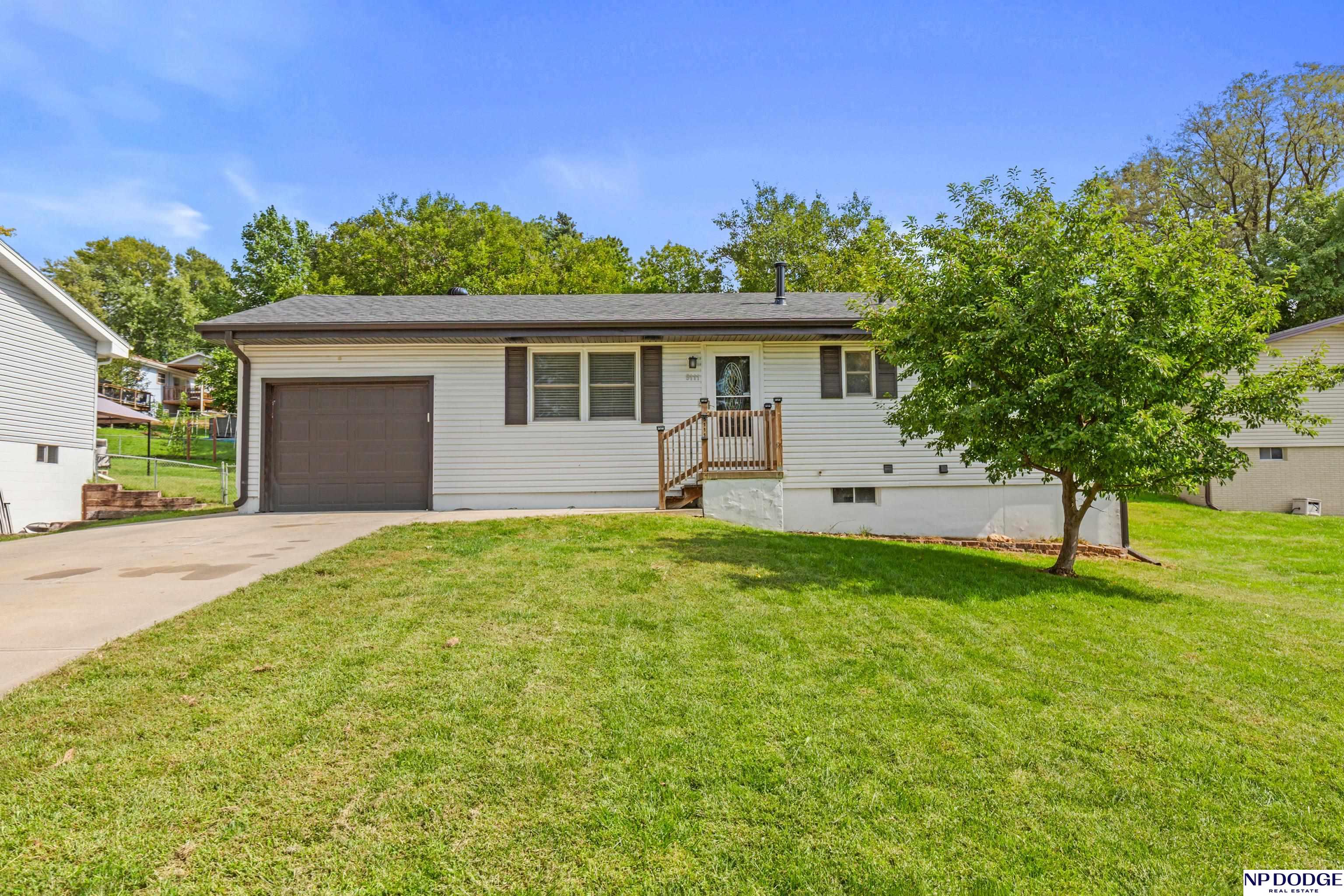 5111 N 93 Street, Omaha, Nebraska image 1