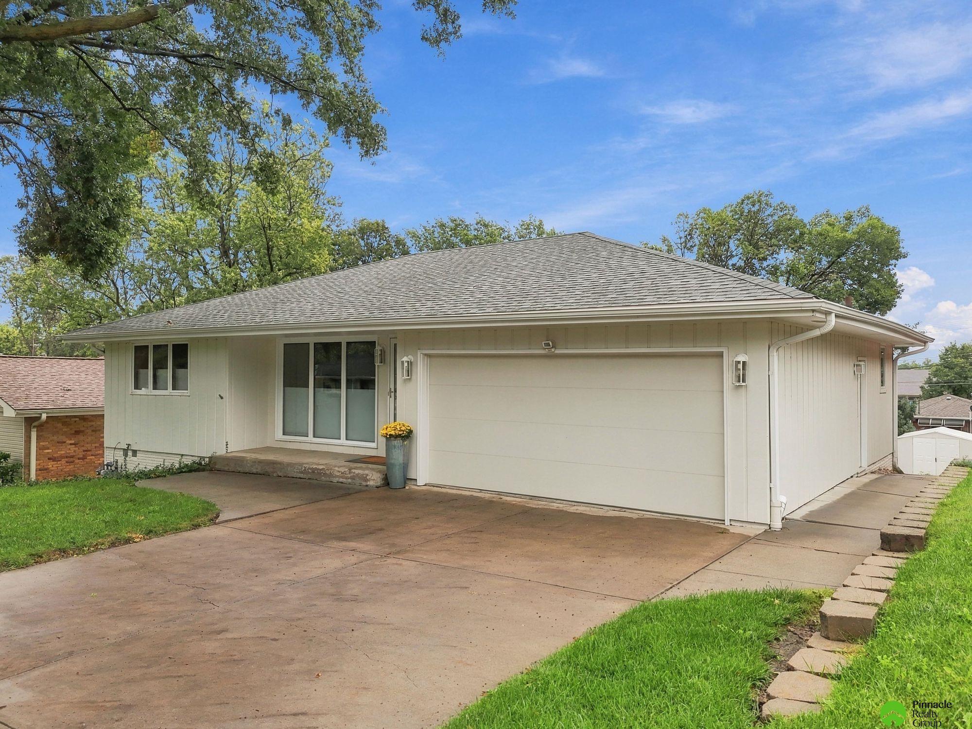 2536 S 39th Street, Lincoln, Nebraska image 1