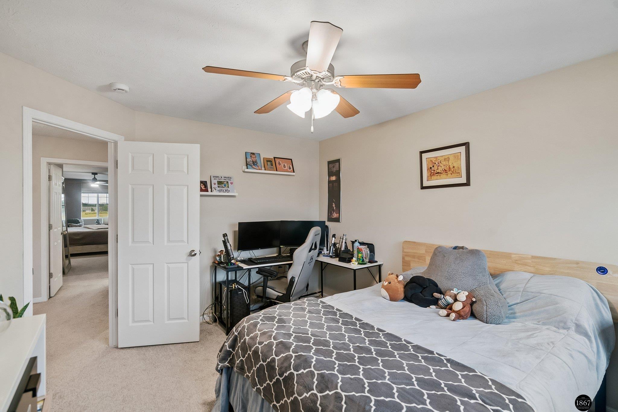 2571 N 89th