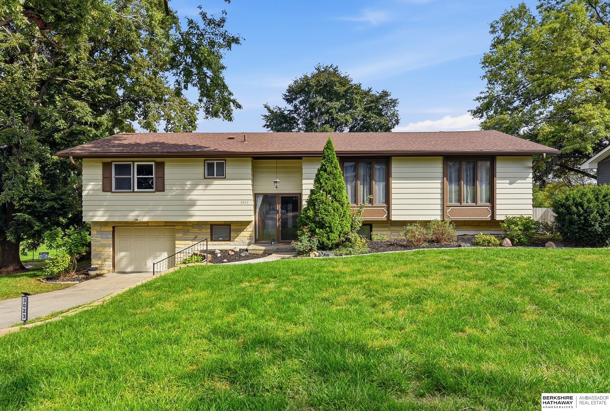 Photo of 3023 N 75th Avenue Omaha NE 68134