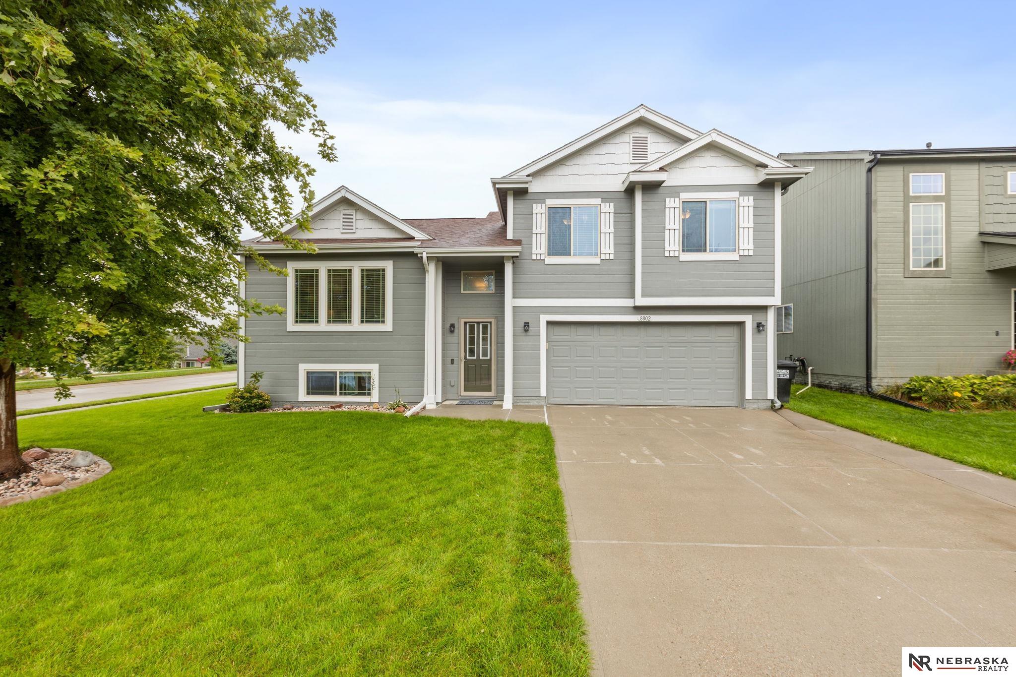 8802 N 160th Street, Bennington, Nebraska image 1