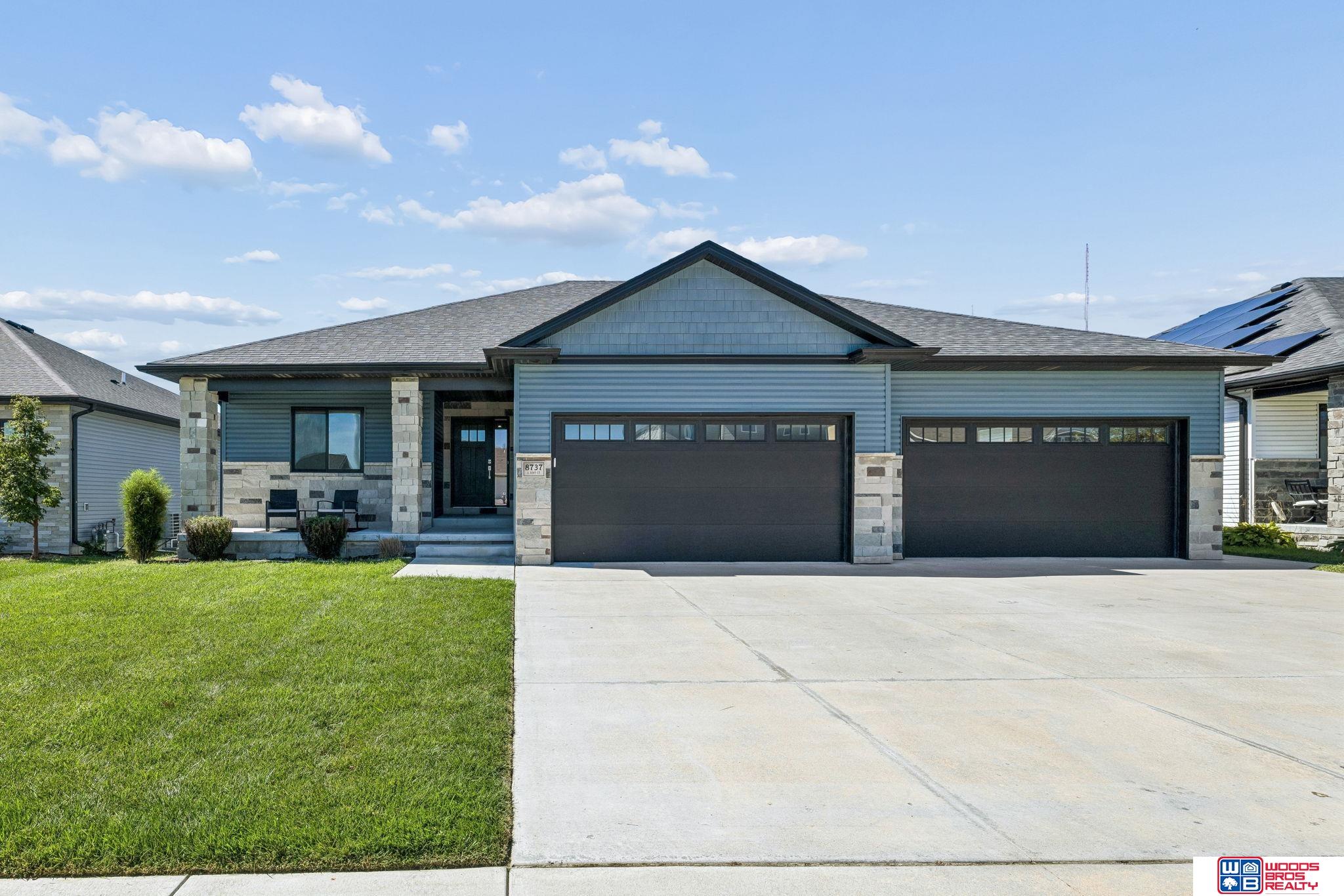 8737 S 83rd Court, Lincoln, Nebraska image 1