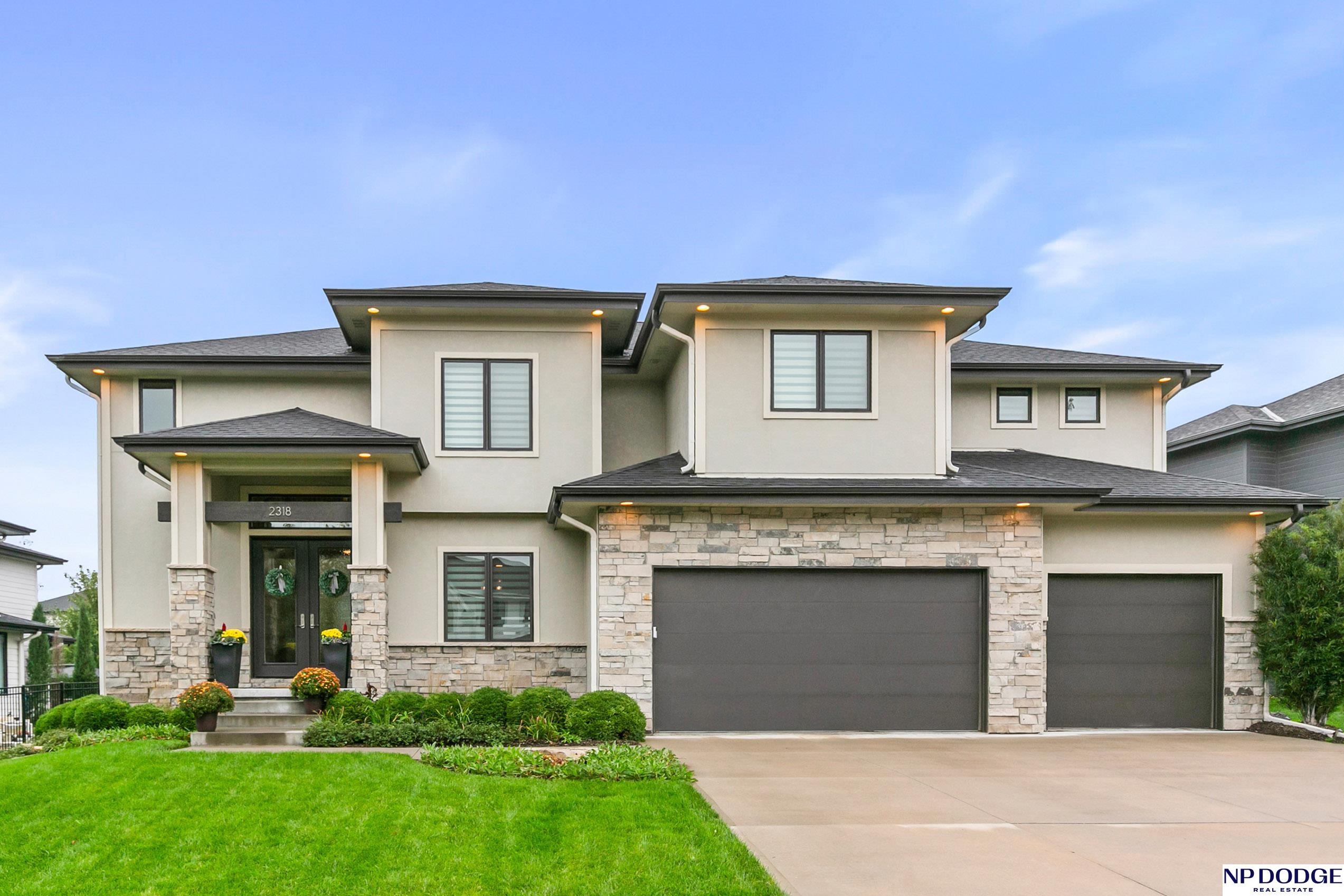 2318 S 219 Street, Elkhorn, Nebraska image 1