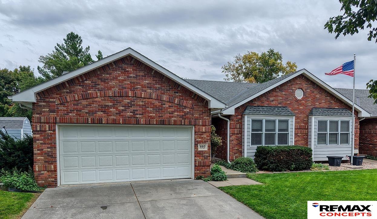 660 Iris Avenue, Crete, Nebraska image 1