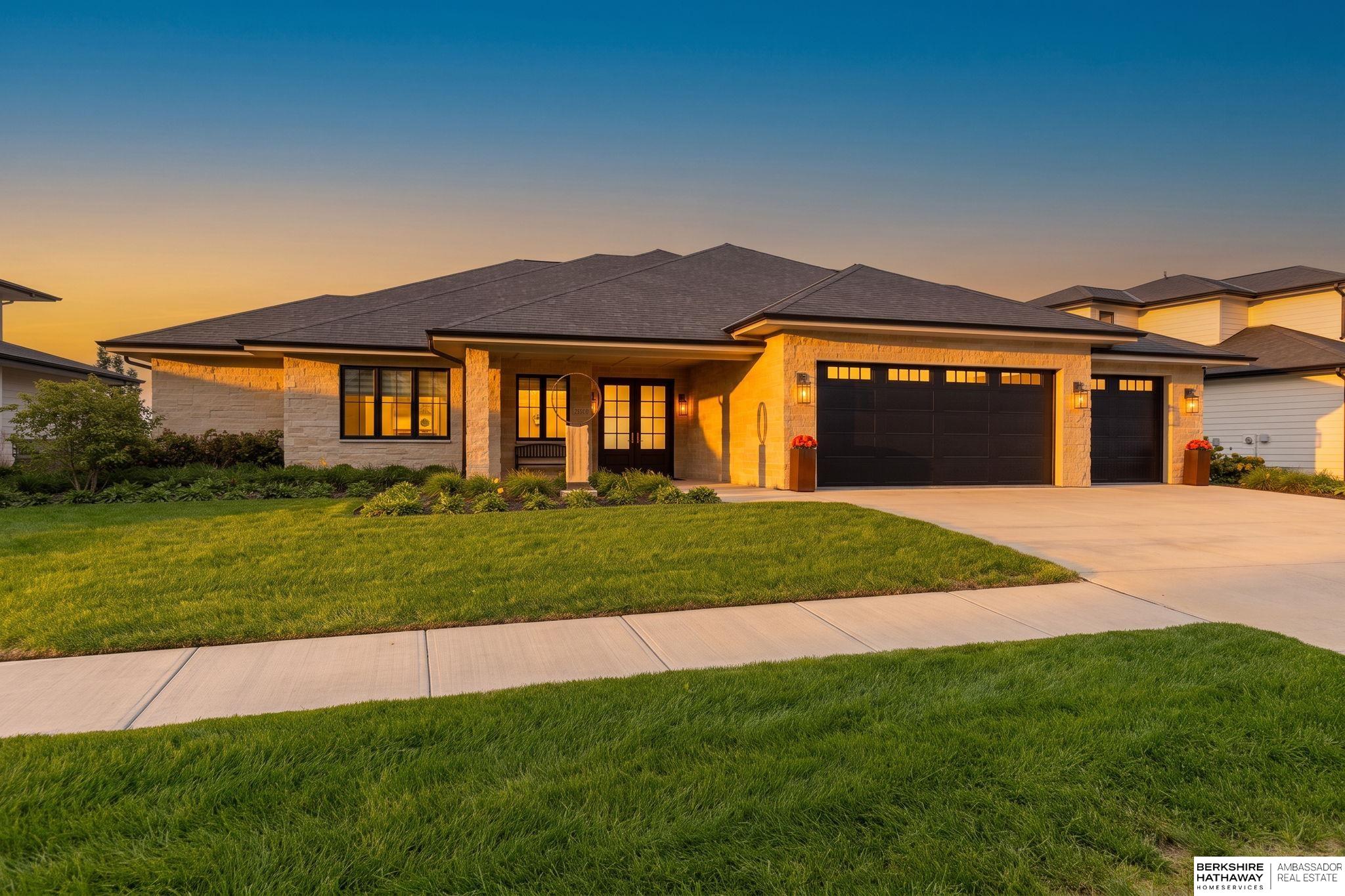 28426 Laurel Circle, Valley, Nebraska image 1