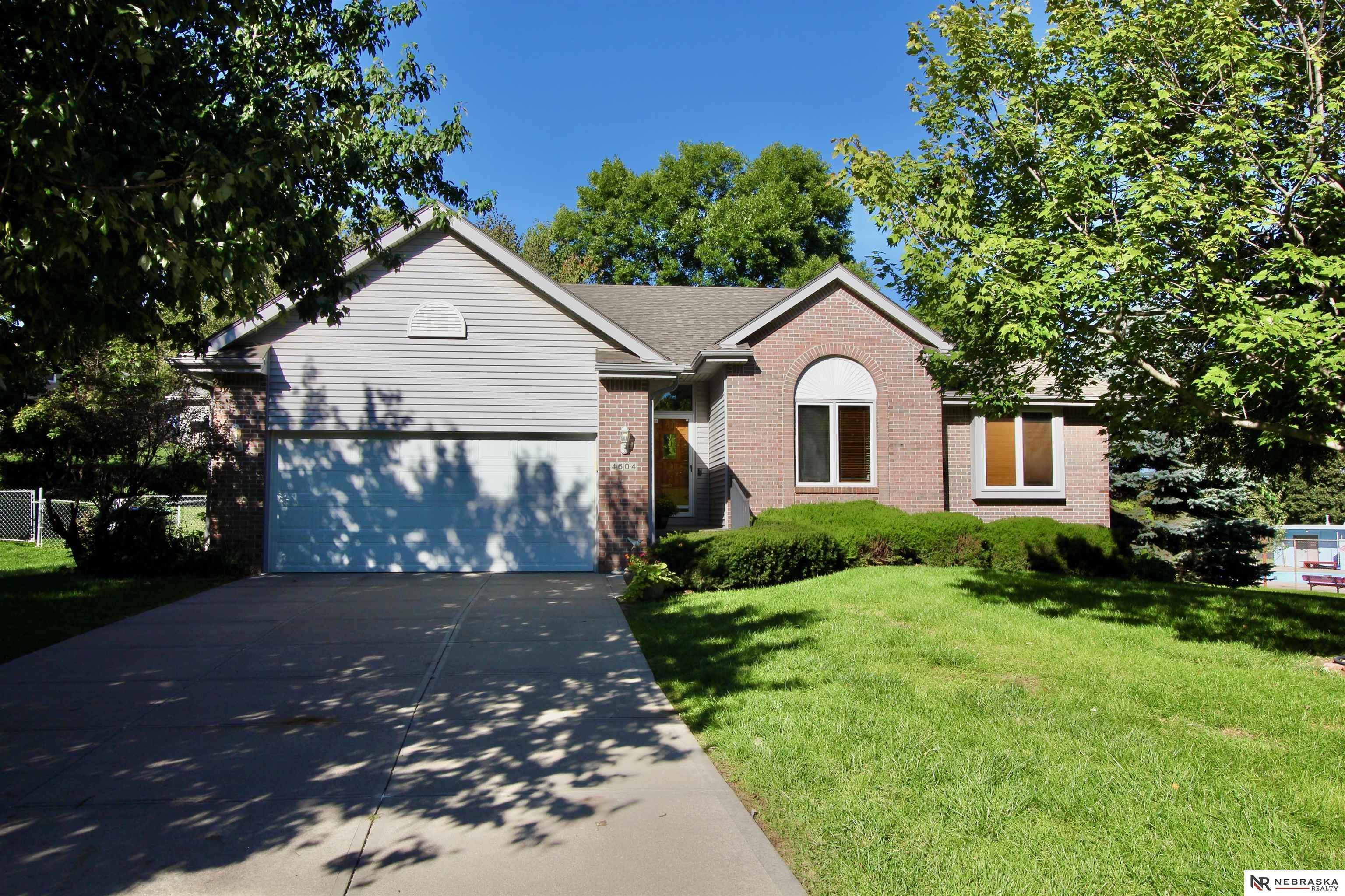 Photo of 4604 Ridgeway Road Omaha NE 68134