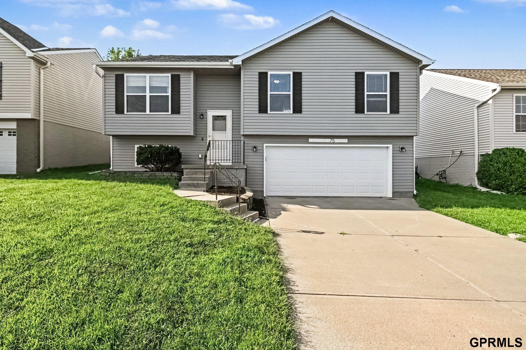 19375 V Street, Omaha, Nebraska image 1