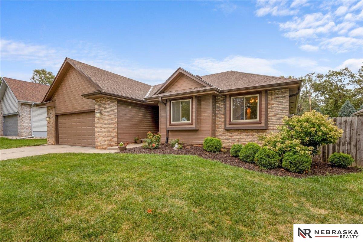 5429 S 56th Street, Omaha, Nebraska image 1