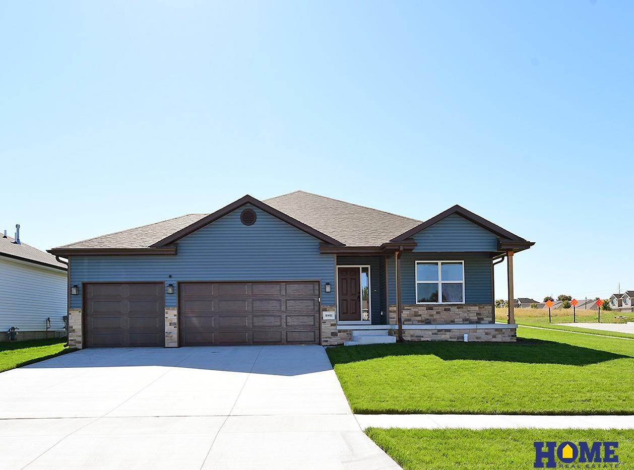 8901 Kinzie Street, Lincoln, Nebraska image 1