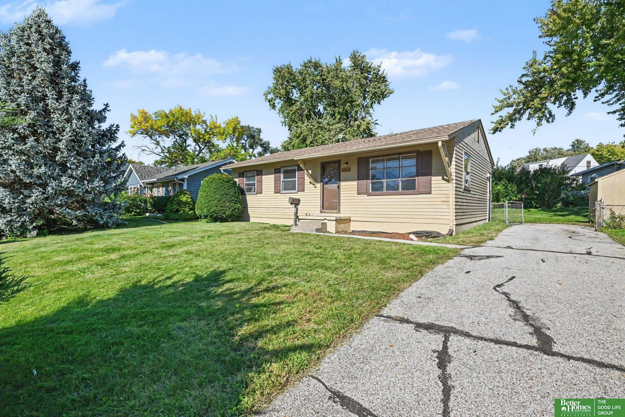 12116 Pedersen Drive, Omaha, Nebraska image 1