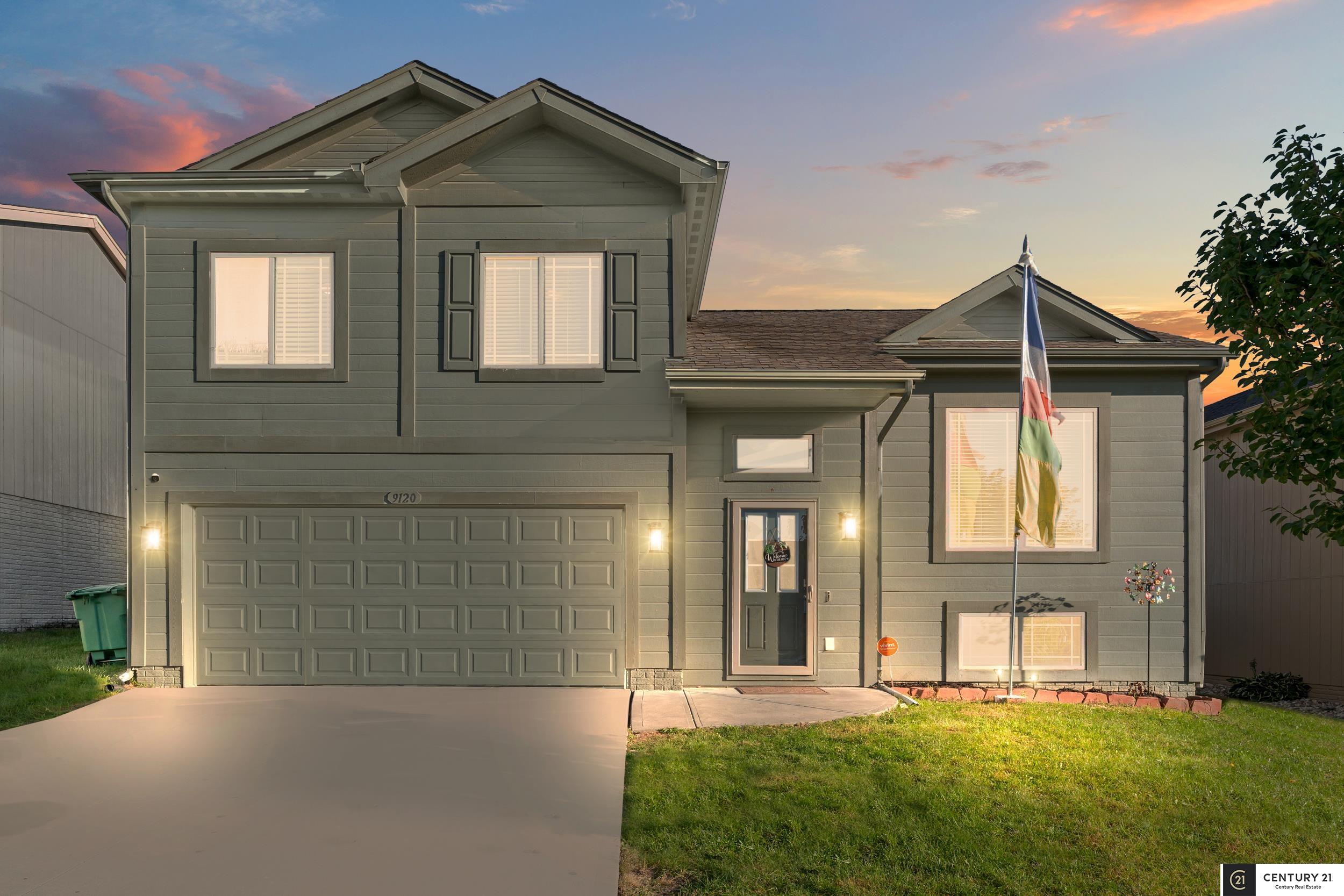 9120 Hanover Street, Omaha, Nebraska image 1