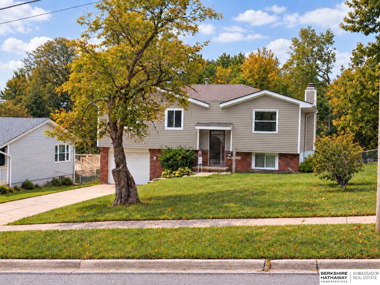 Photo of 7071 Western Avenue Omaha NE 68132