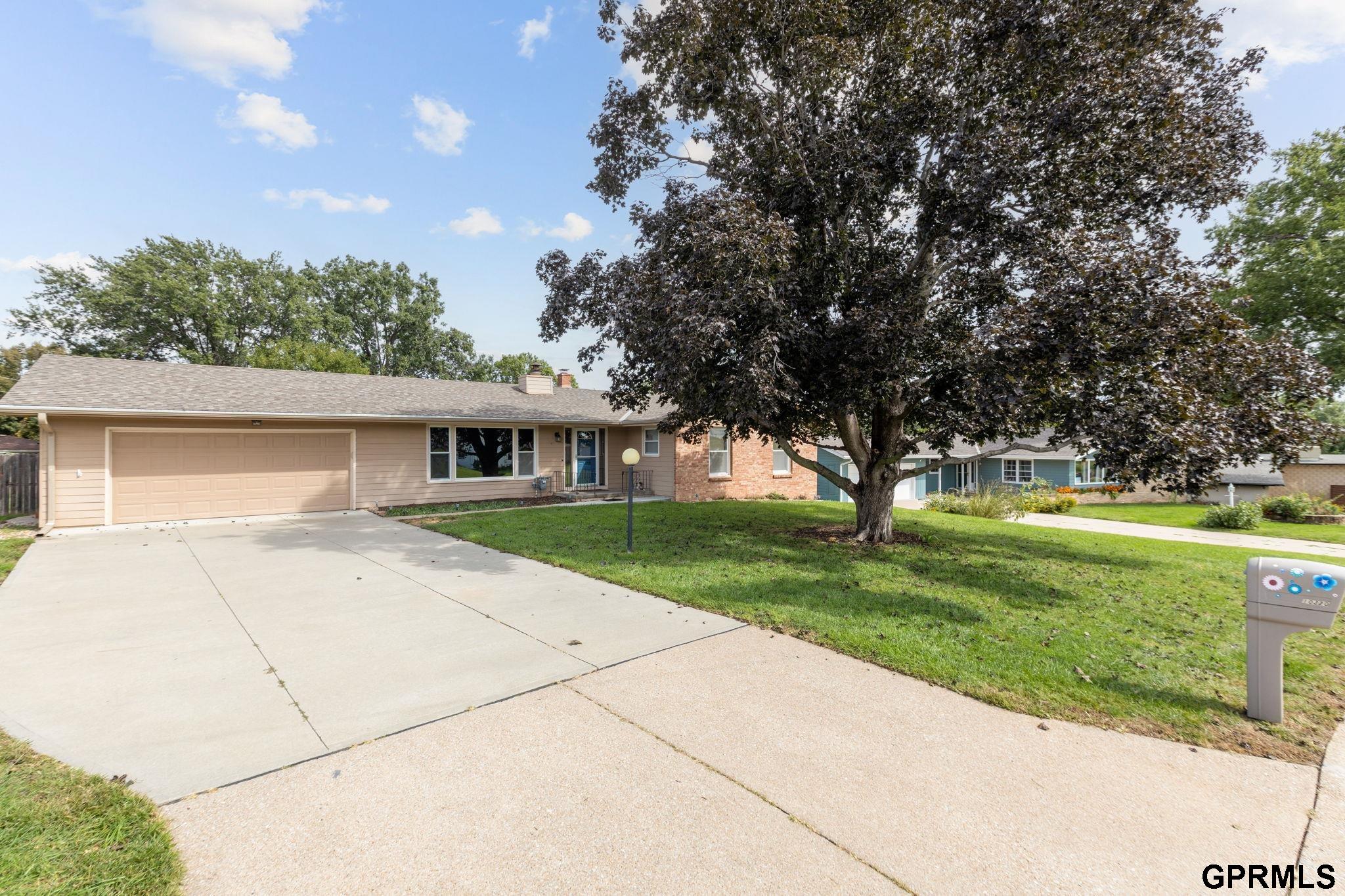 Photo of 10320 Hilltop Road Omaha NE 68134