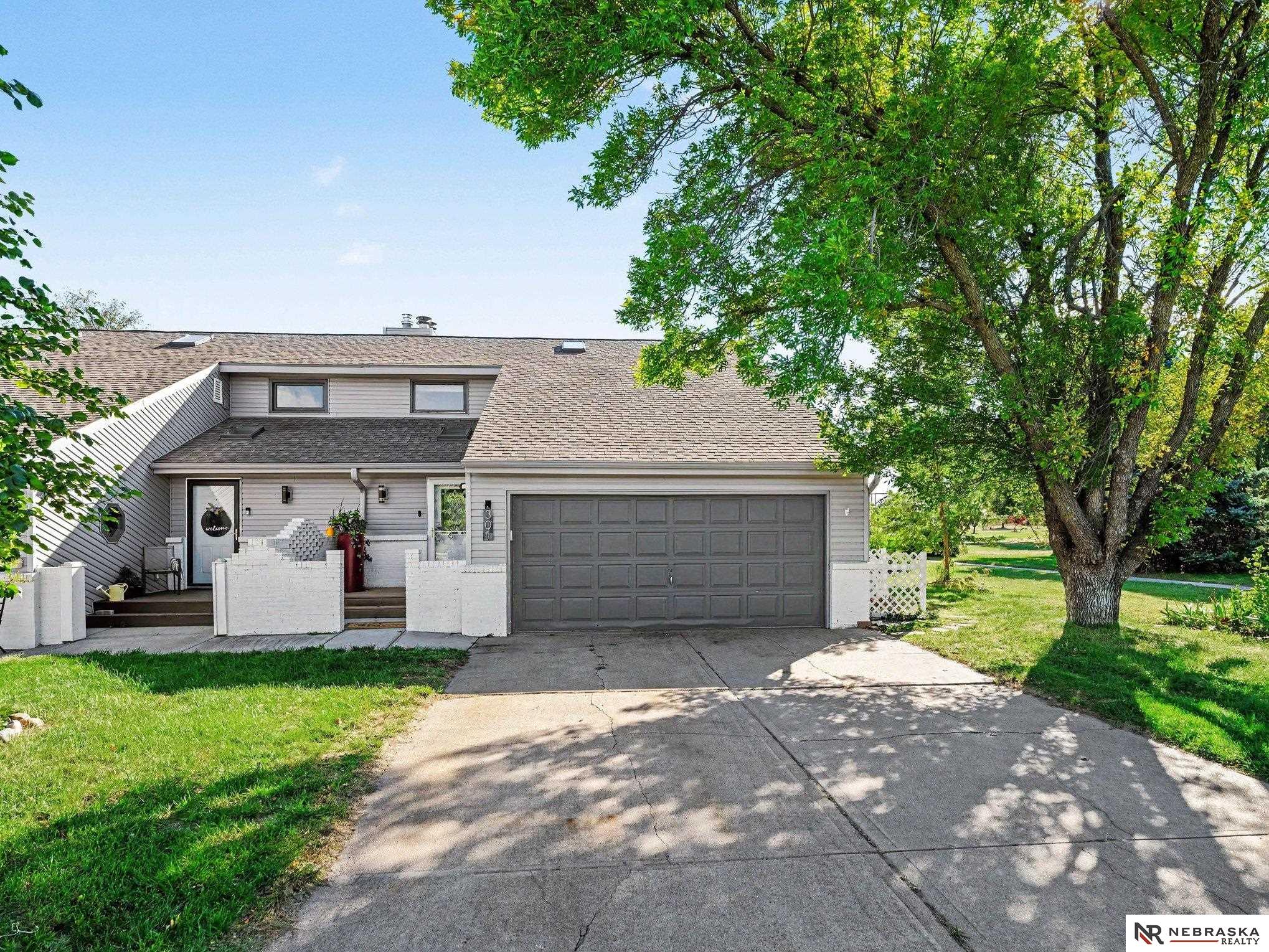 Photo of 301 E Condron Street Valley NE 68064