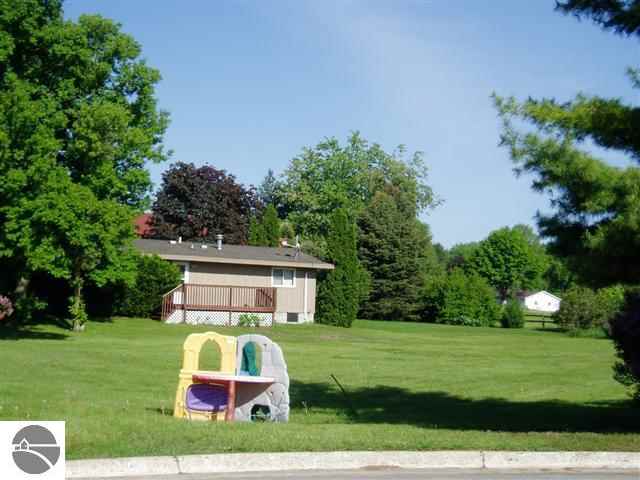 6 Patrick Court, Mount Pleasant, MI, 48858