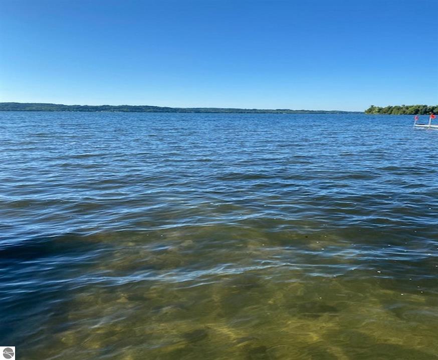 6785 Fouch Road on Lake Leelanau