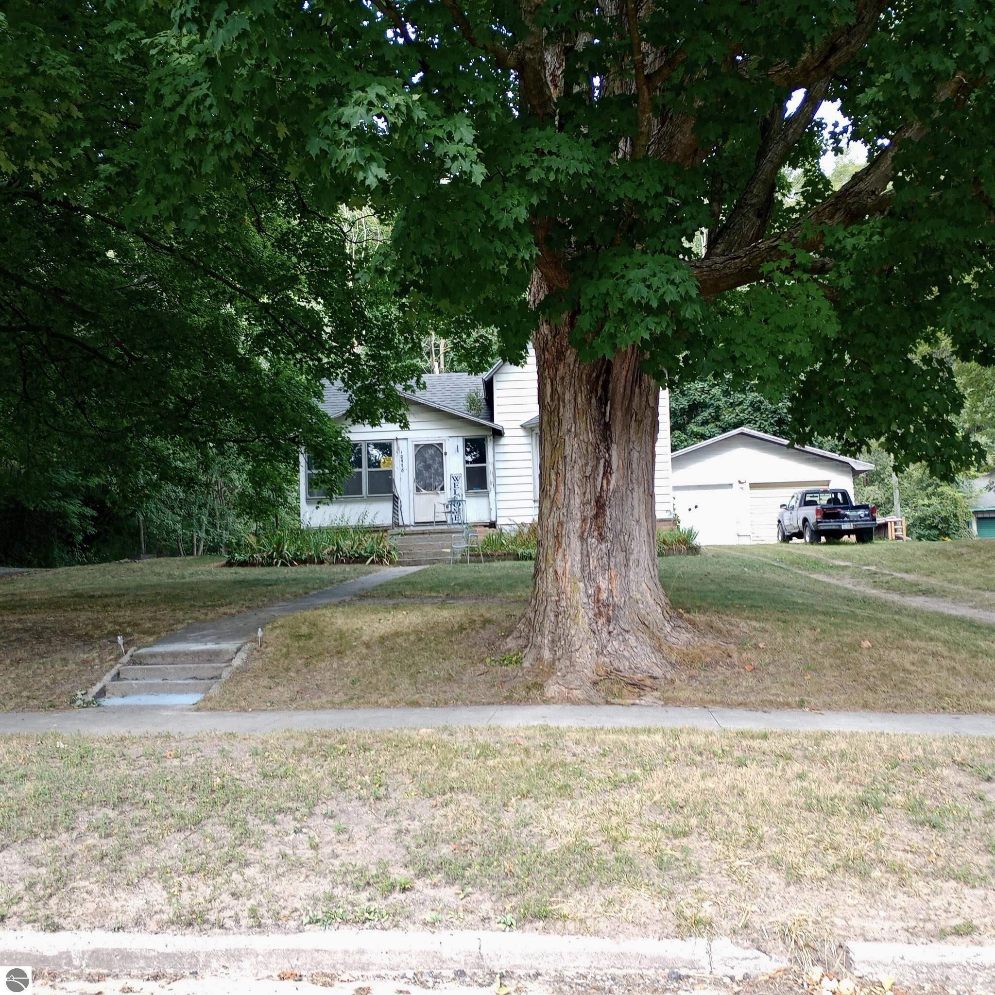 10978 Platte Street, Honor, MI 49640 — Photo 2