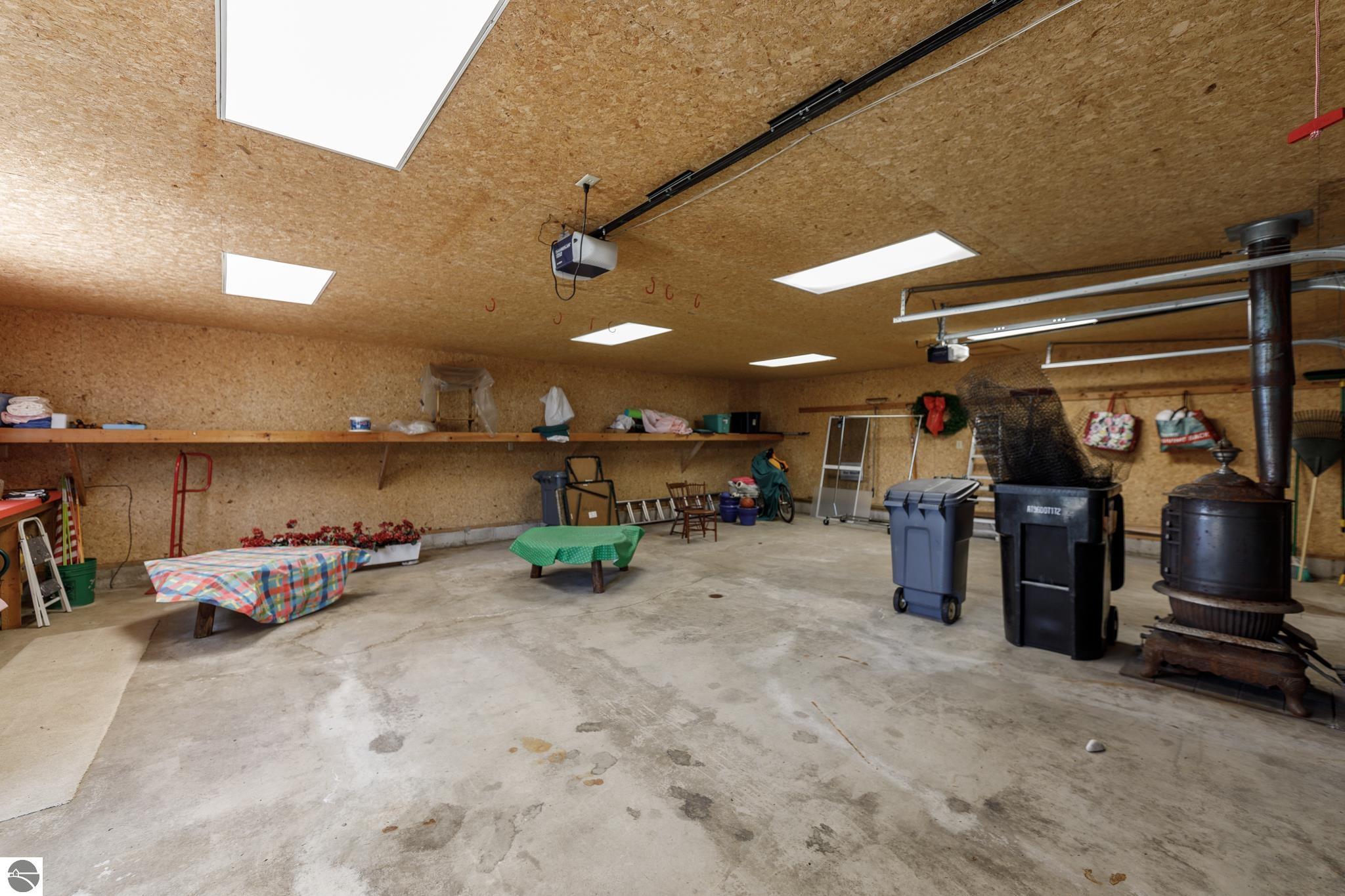 8432 S Dunns Farm Road, Maple City, MI 49664 — Photo 39