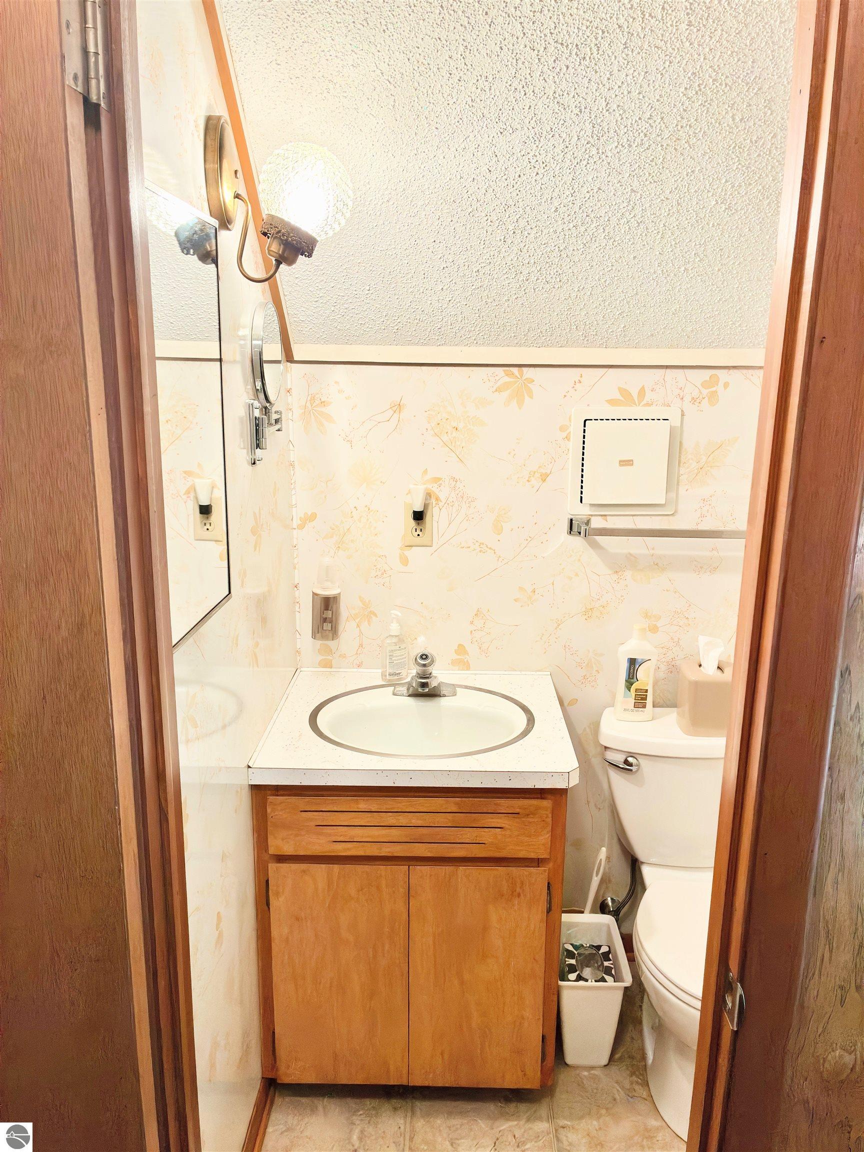 7203 Valley, Honor, MI 49640 — Photo 22