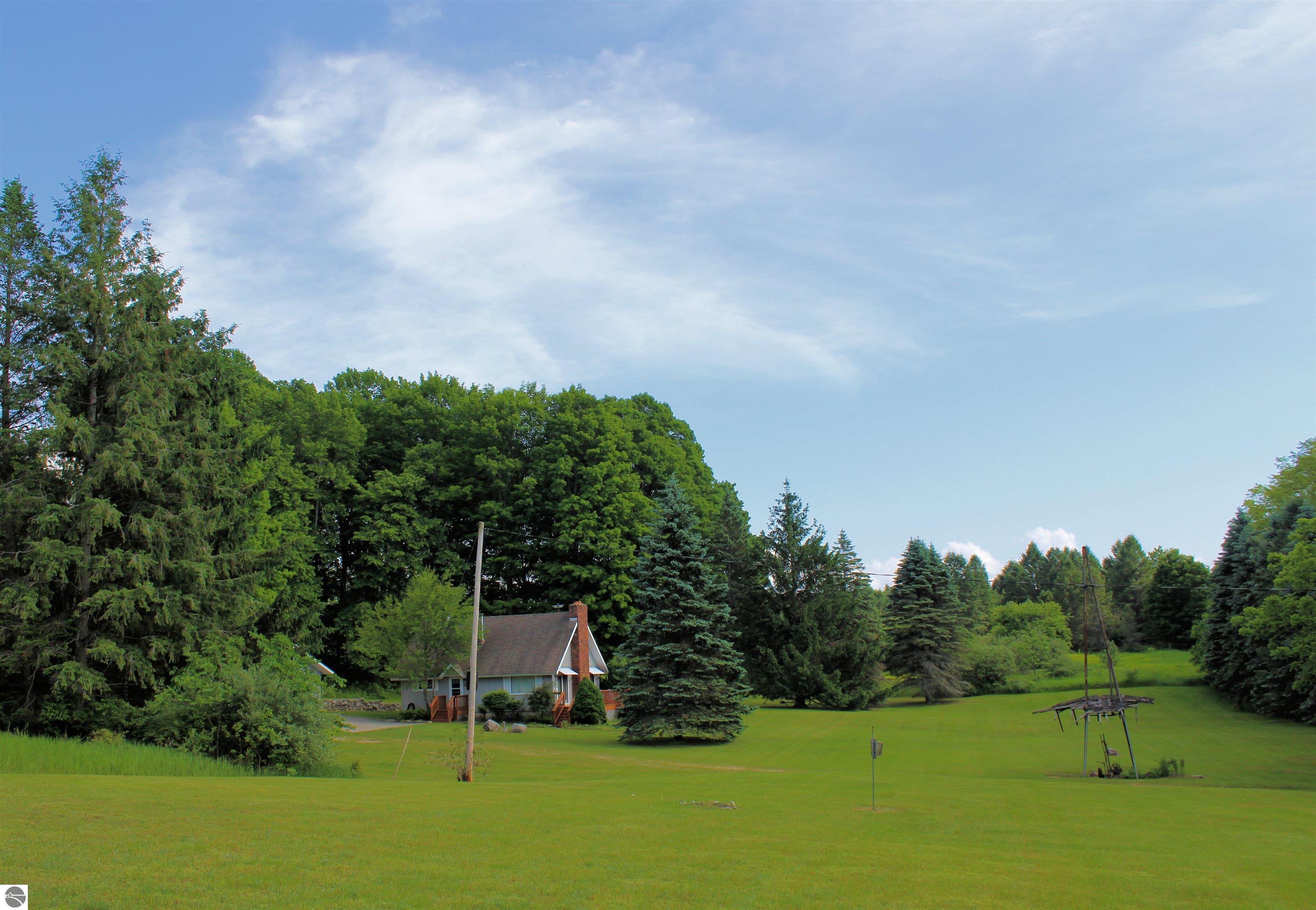 7203 Valley, Honor, MI 49640 — Photo 27