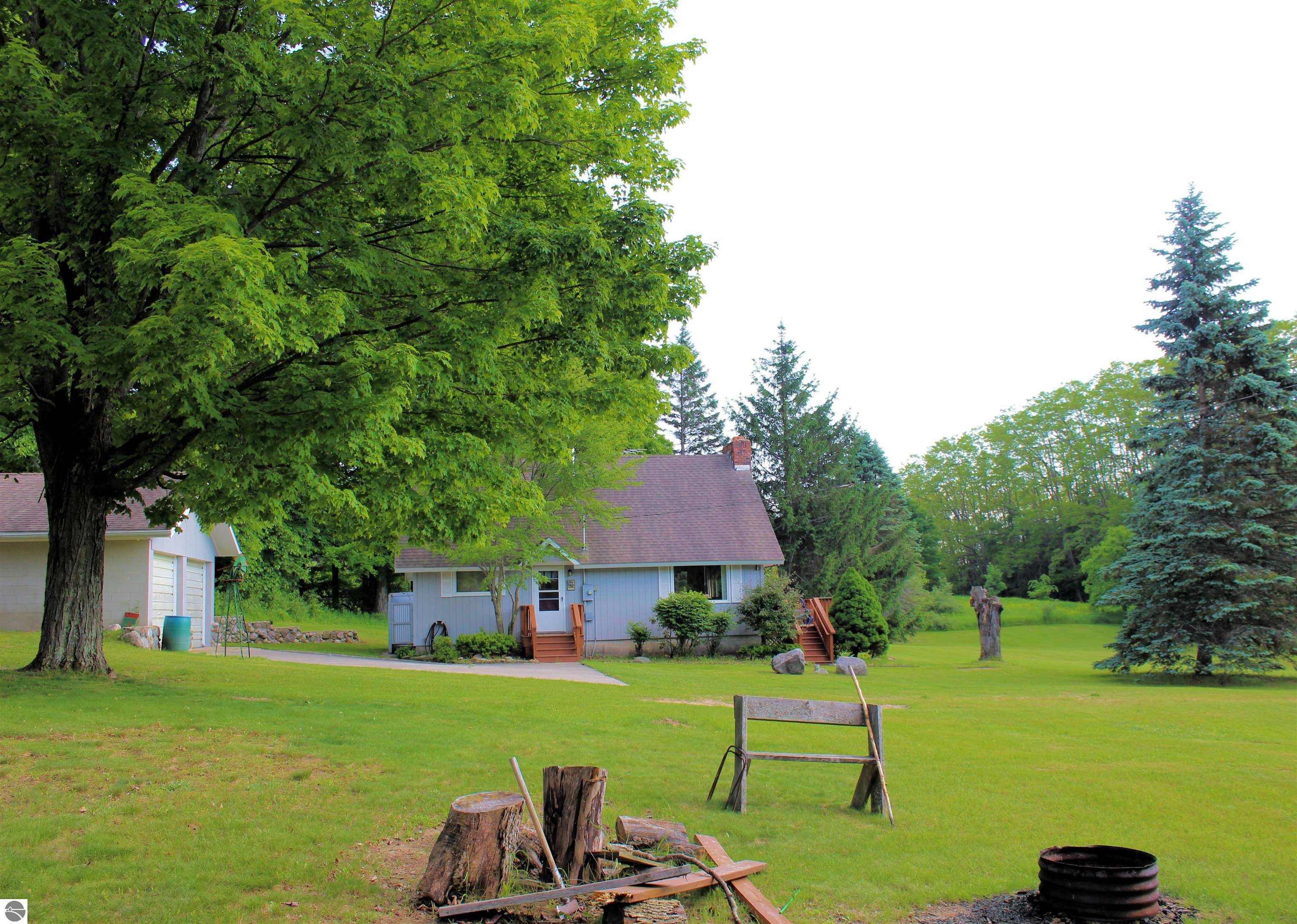 7203 Valley, Honor, MI 49640 — Photo 29