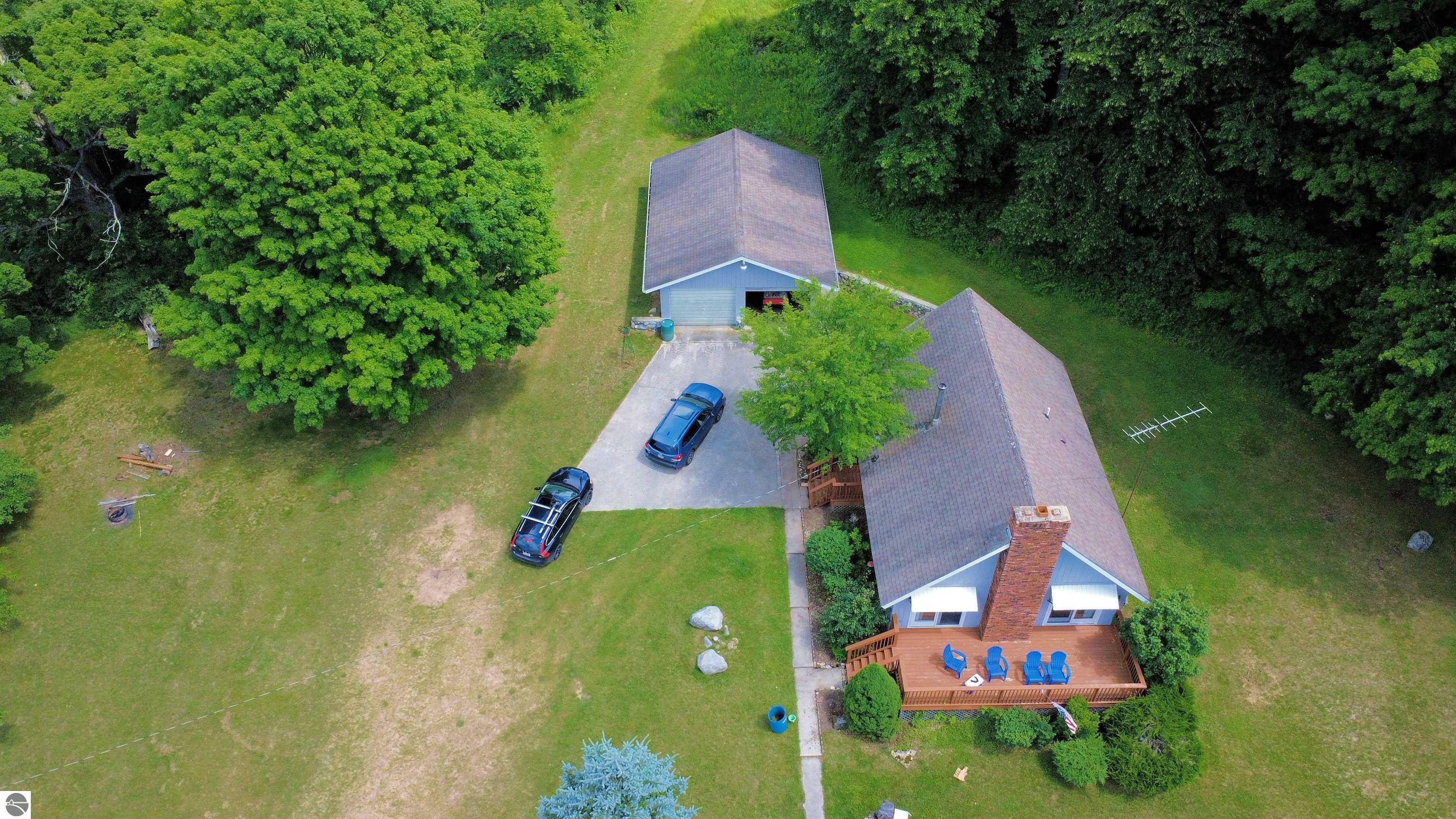 7203 Valley, Honor, MI 49640 — Photo 4
