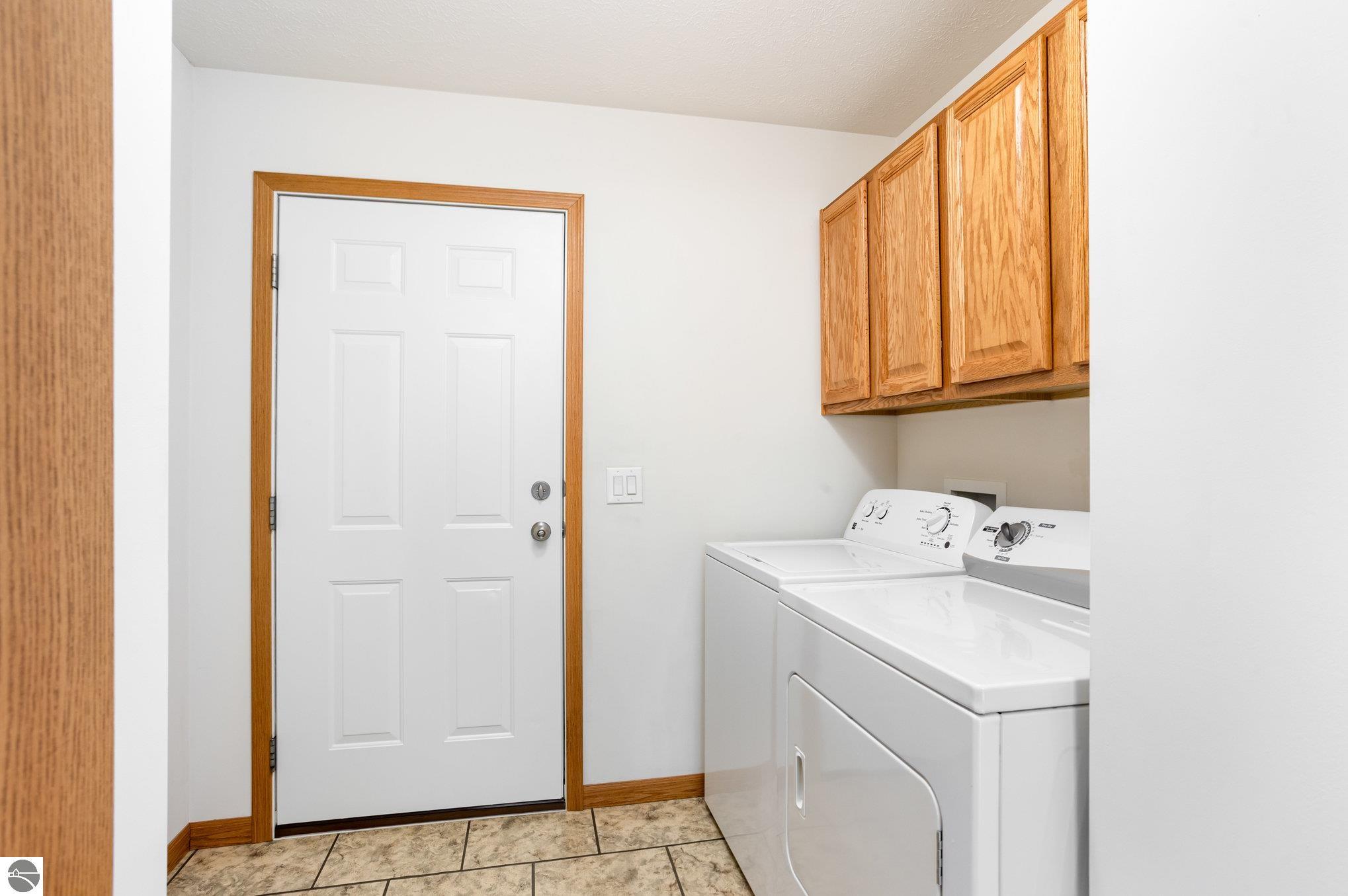 6644 Maple Street, Riverdale, MI 48877 — Photo 7