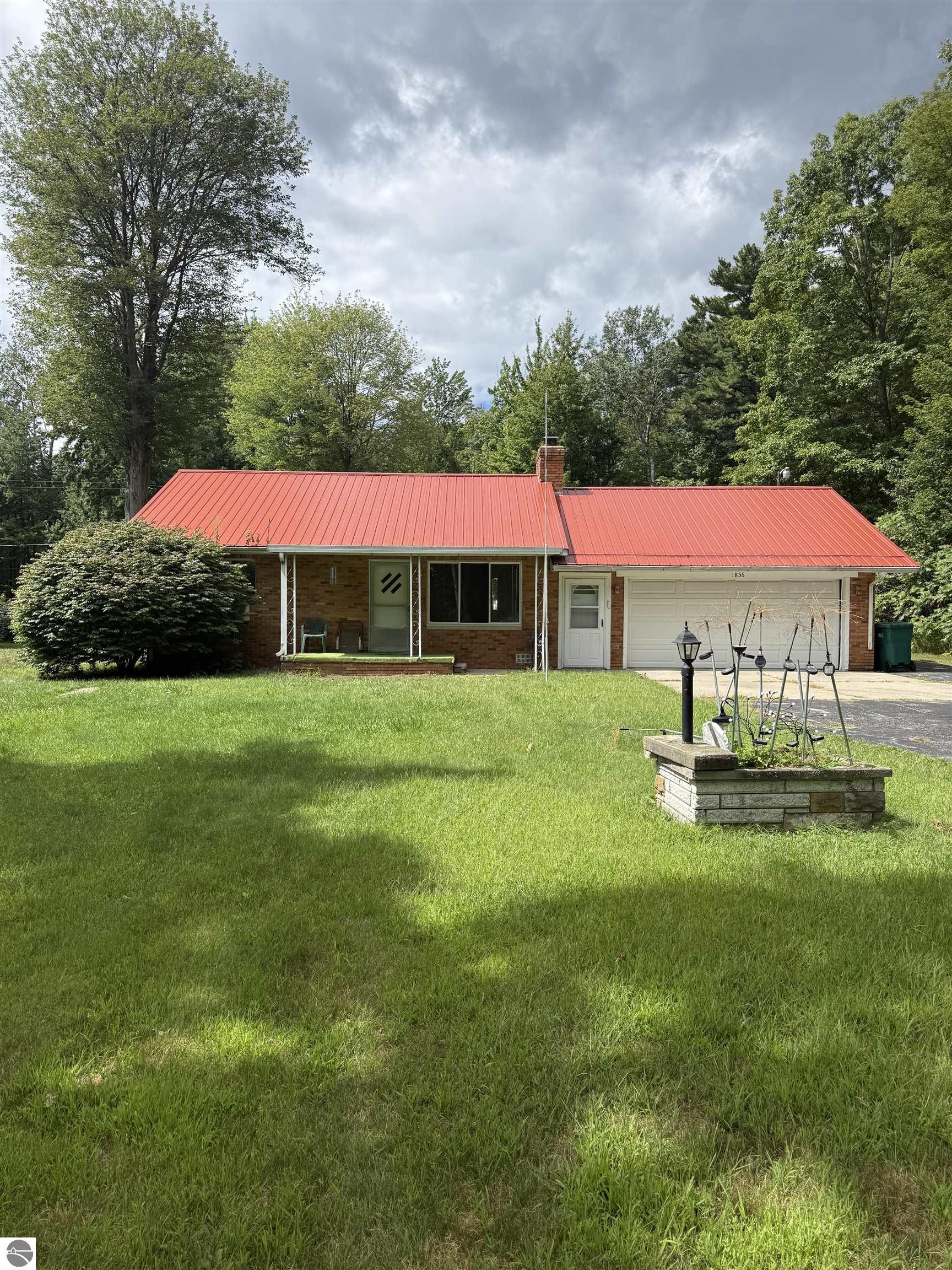 1856 S Us-23, Tawas City, MI 48763 — front exterior