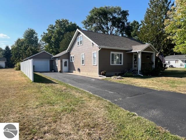 224 Fourth Avenue, Tawas City, MI 48763 — Photo 3