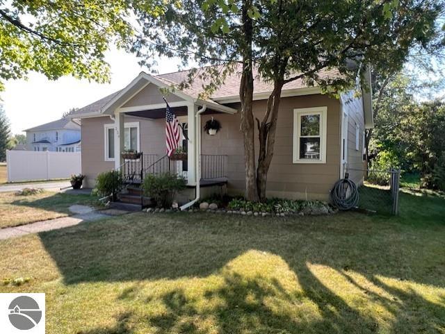 224 Fourth Avenue, Tawas City, MI 48763 — Photo 6