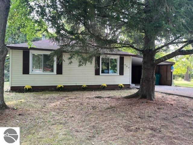 407 Twelfth Avenue, Tawas City, MI 48763 — Photo 3