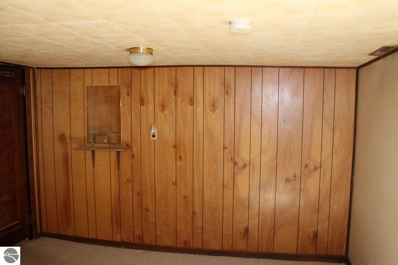 316 S Coral Street, Kalkaska, MI 49646 — Photo 13