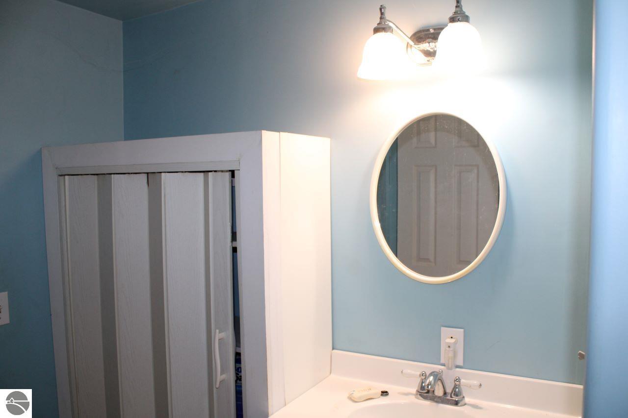 316 S Coral Street, Kalkaska, MI 49646 — Photo 24