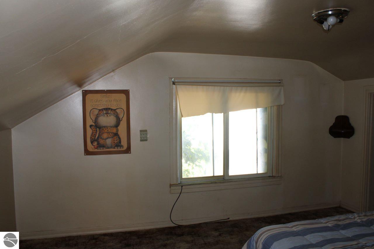 316 S Coral Street, Kalkaska, MI 49646 — Photo 37