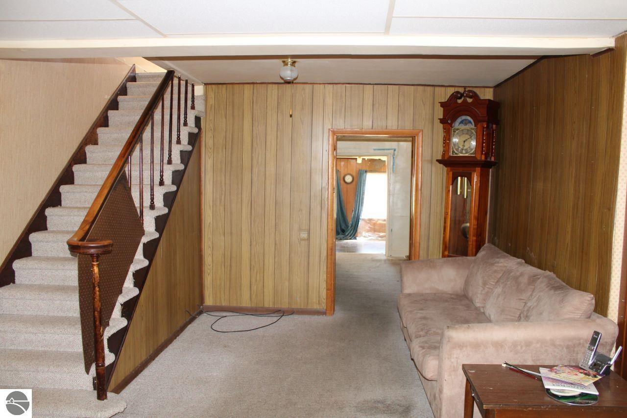316 S Coral Street, Kalkaska, MI 49646 — Photo 9