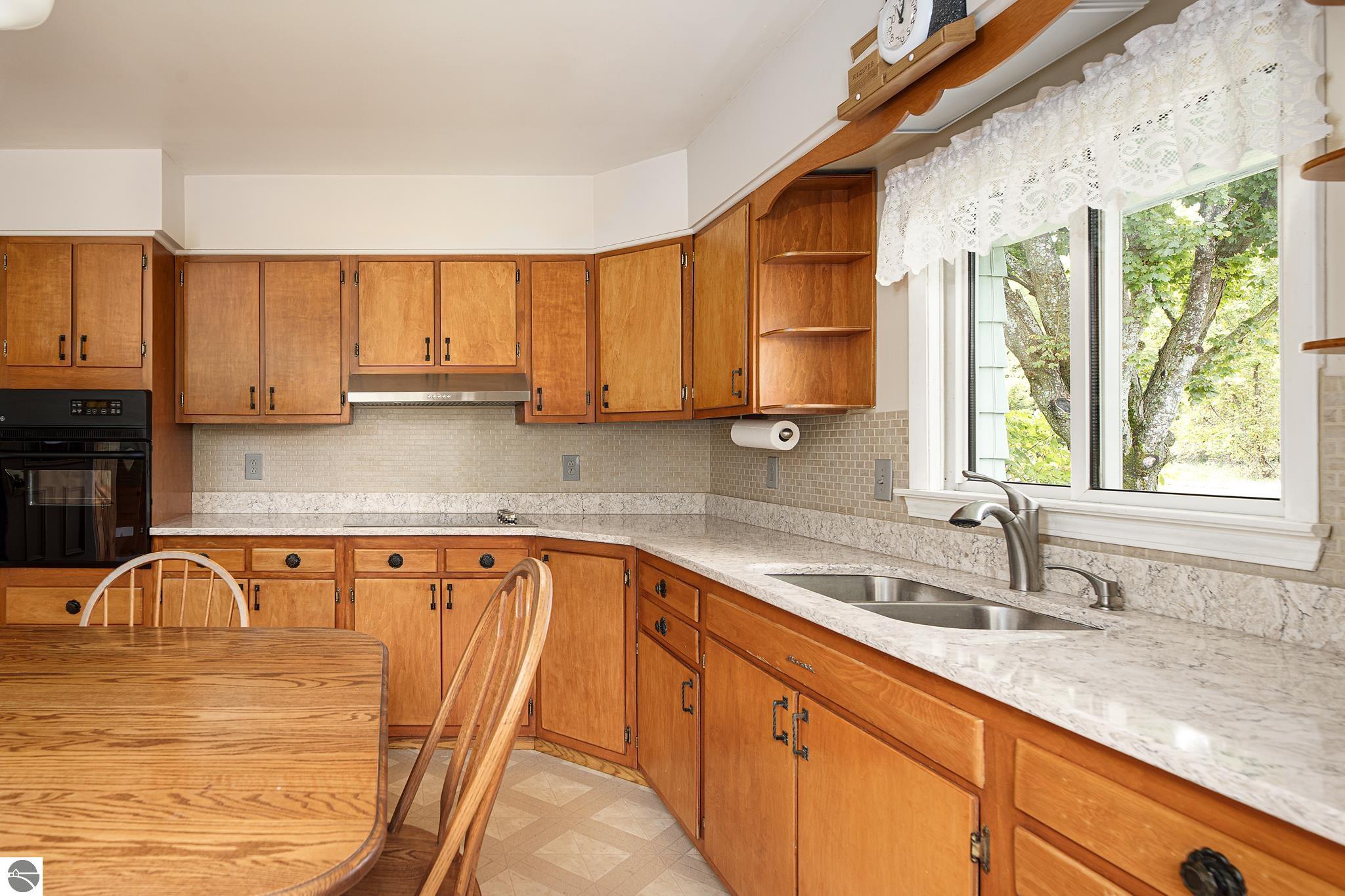 10981 S Tower Road, Maple City, MI 49664 — Photo 16
