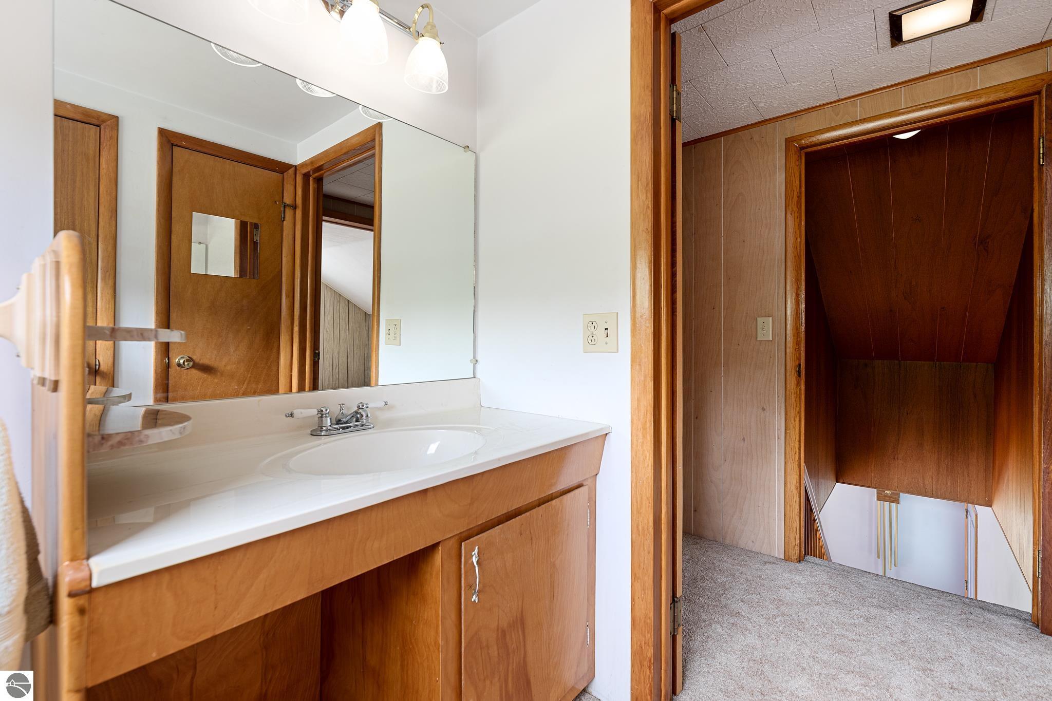 10981 S Tower Road, Maple City, MI 49664 — Photo 34