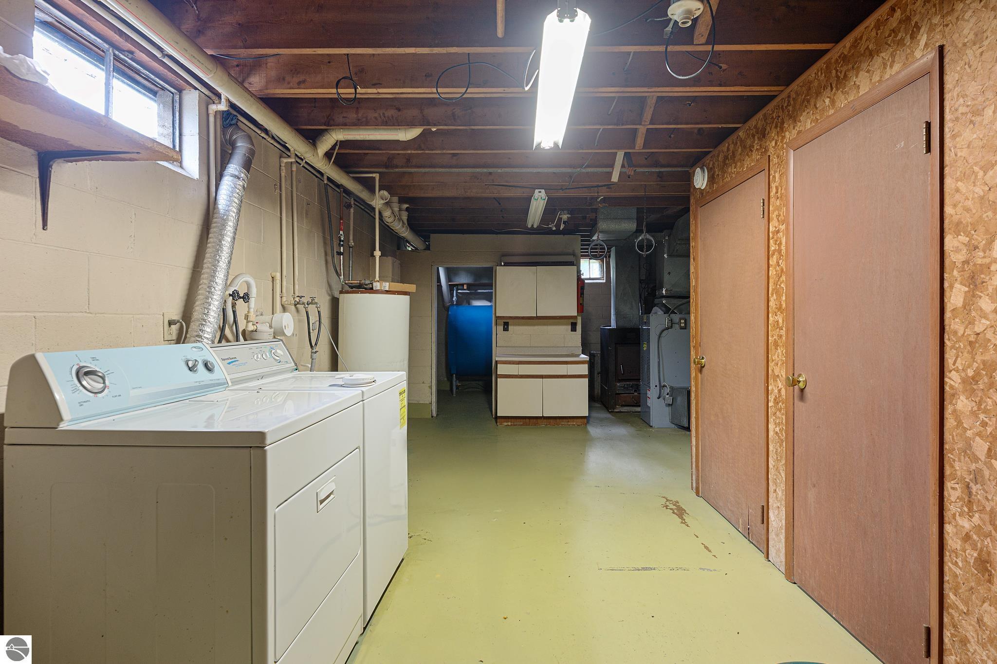 10981 S Tower Road, Maple City, MI 49664 — Photo 38