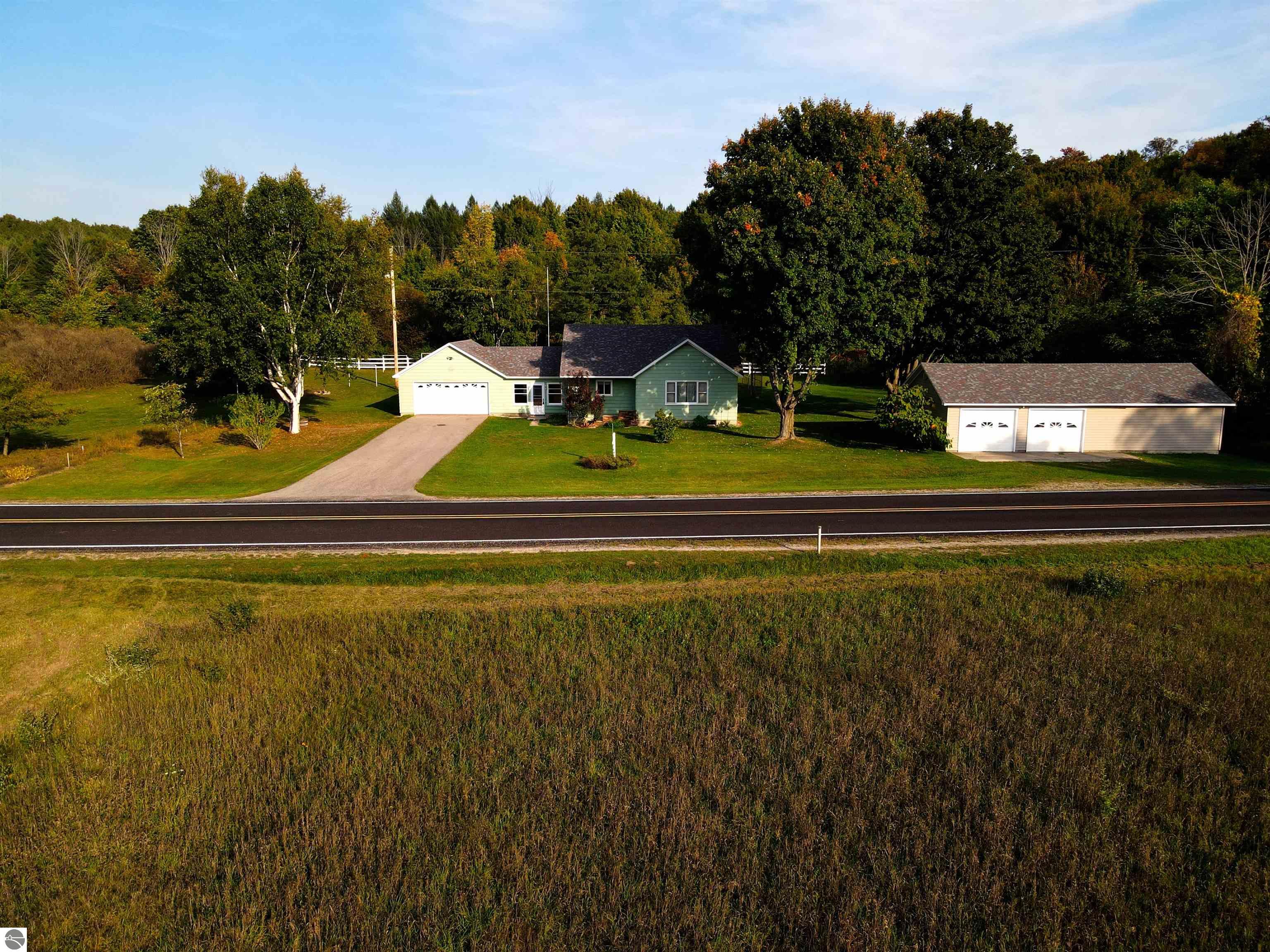 10981 S Tower Road, Maple City, MI 49664 — Photo 46