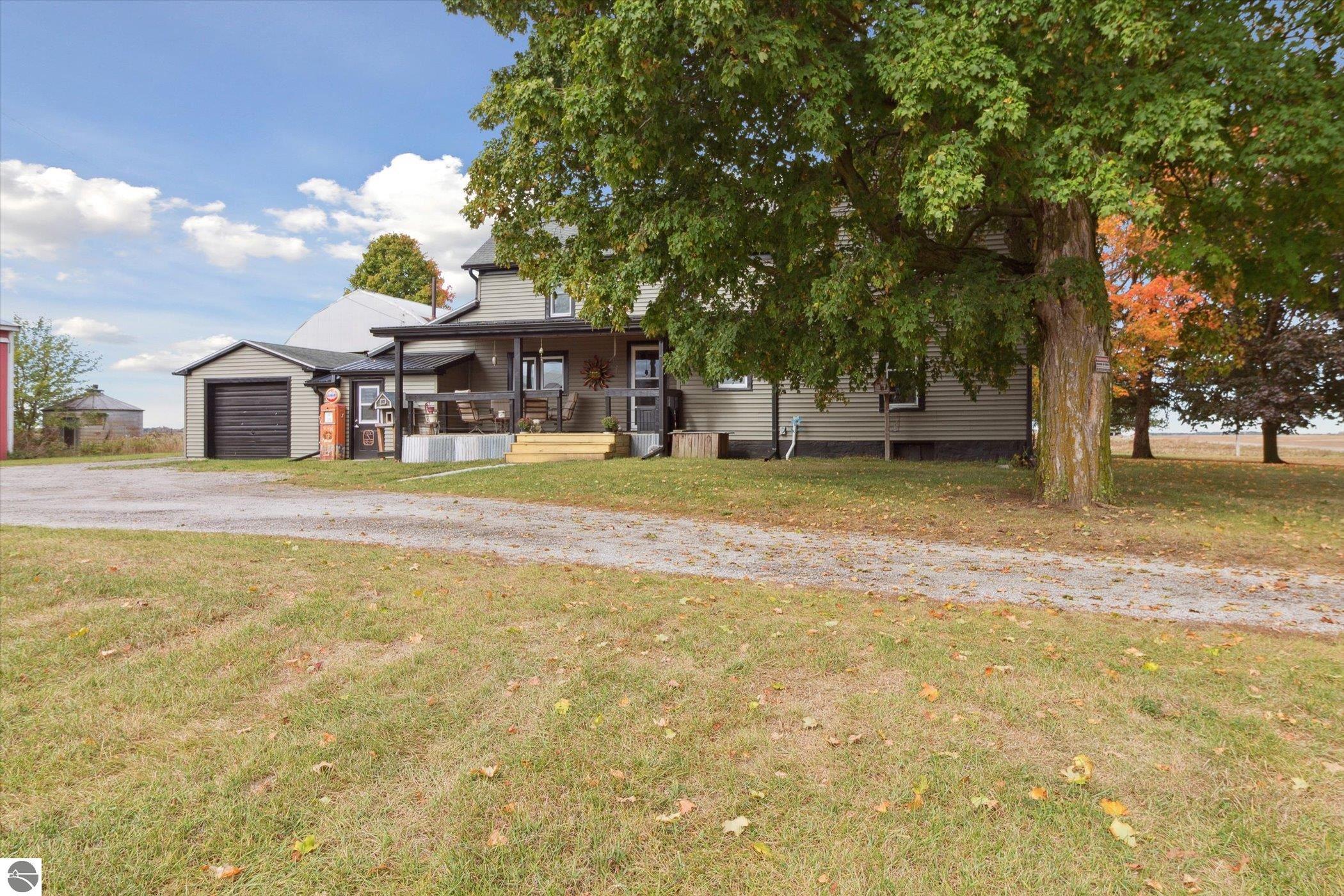3515 N Bliss Road, Alma, MI 48801 — Photo 3