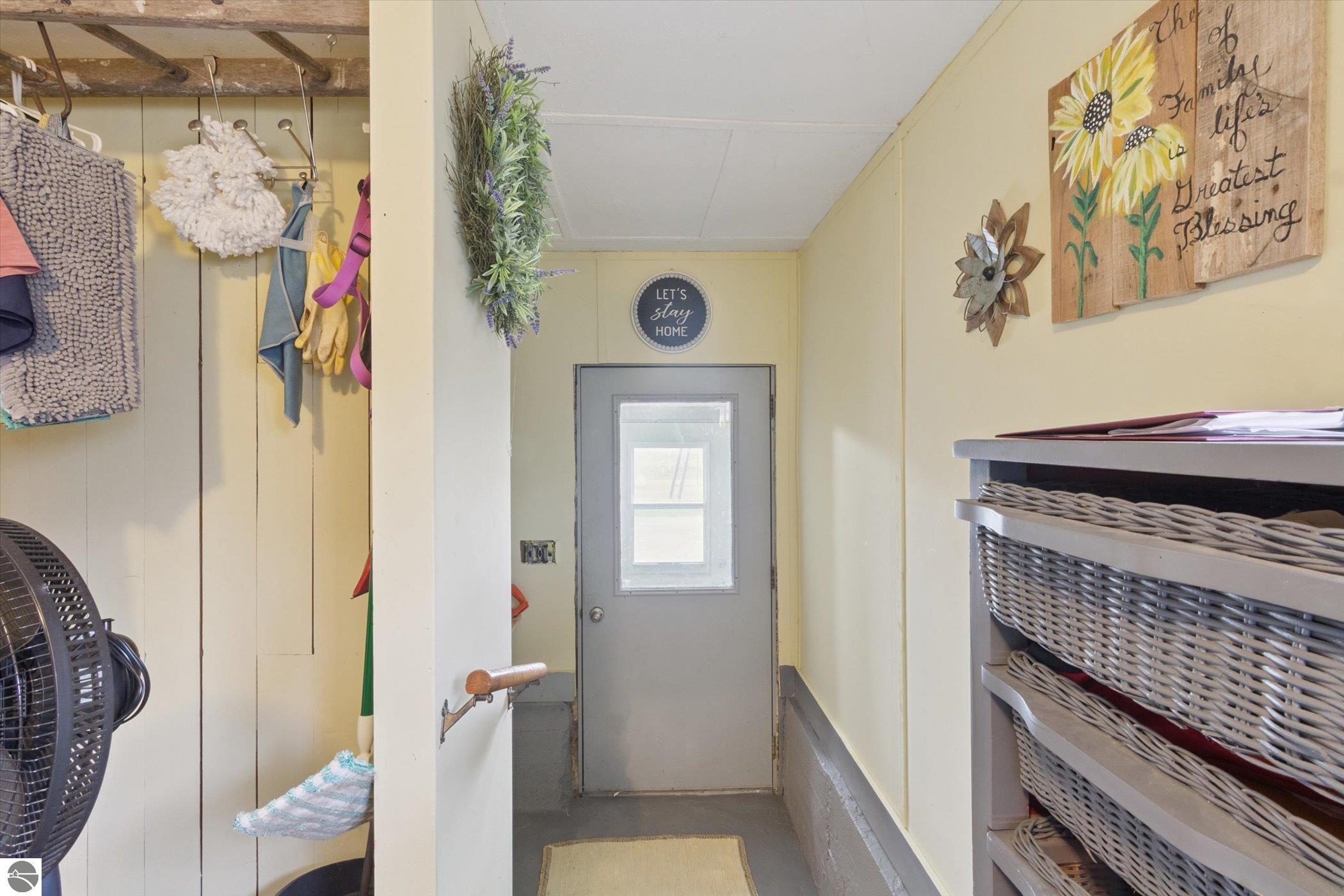 3515 N Bliss Road, Alma, MI 48801 — Photo 35